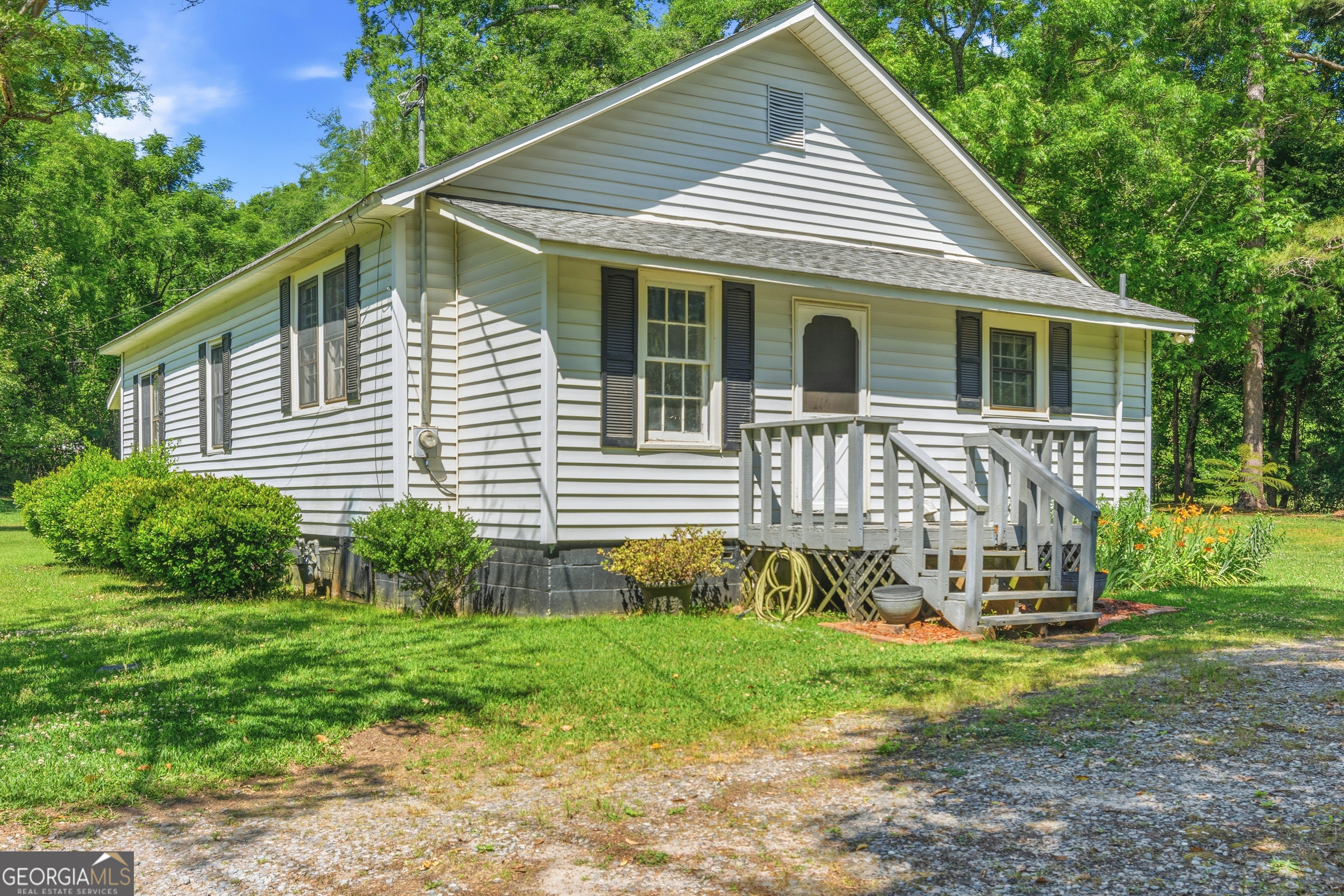 110 Imperial Lakeview Drive Property Photo 1