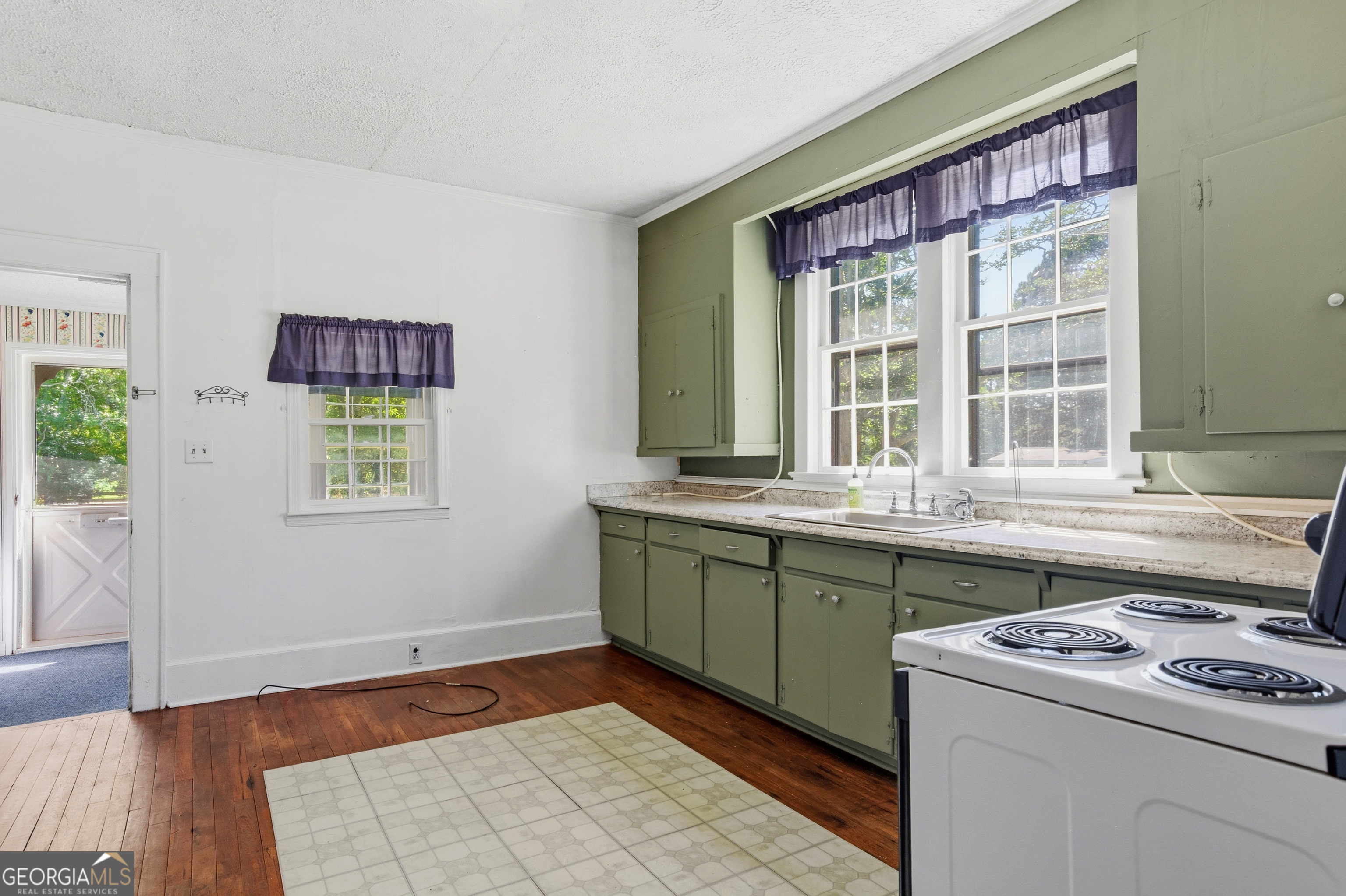 110 Imperial Lakeview Drive Property Photo 11