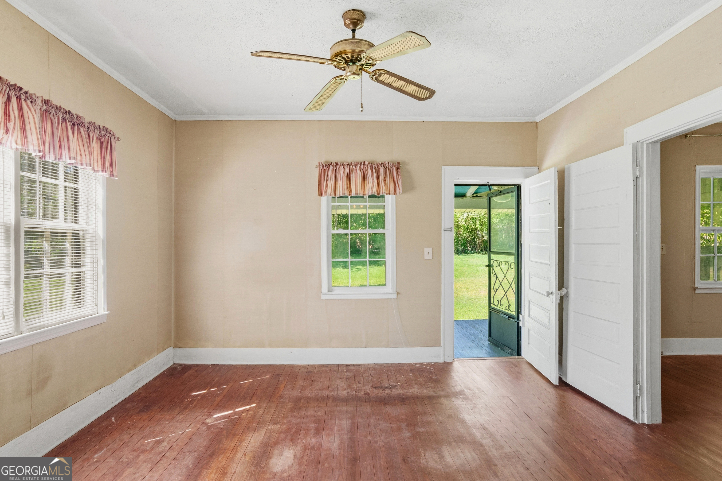 110 Imperial Lakeview Drive Property Photo 28