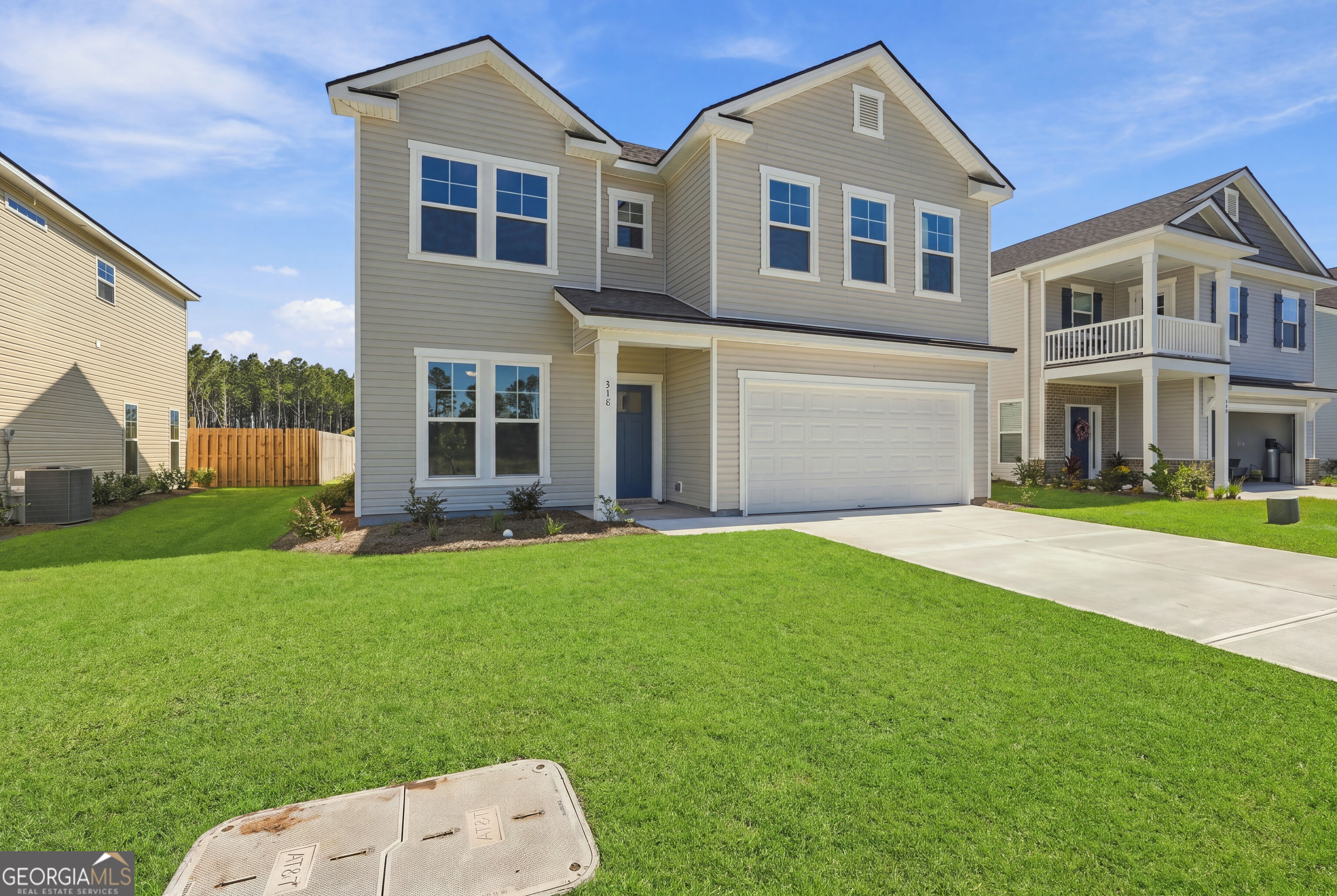 318 Creek Way Property Photo 4