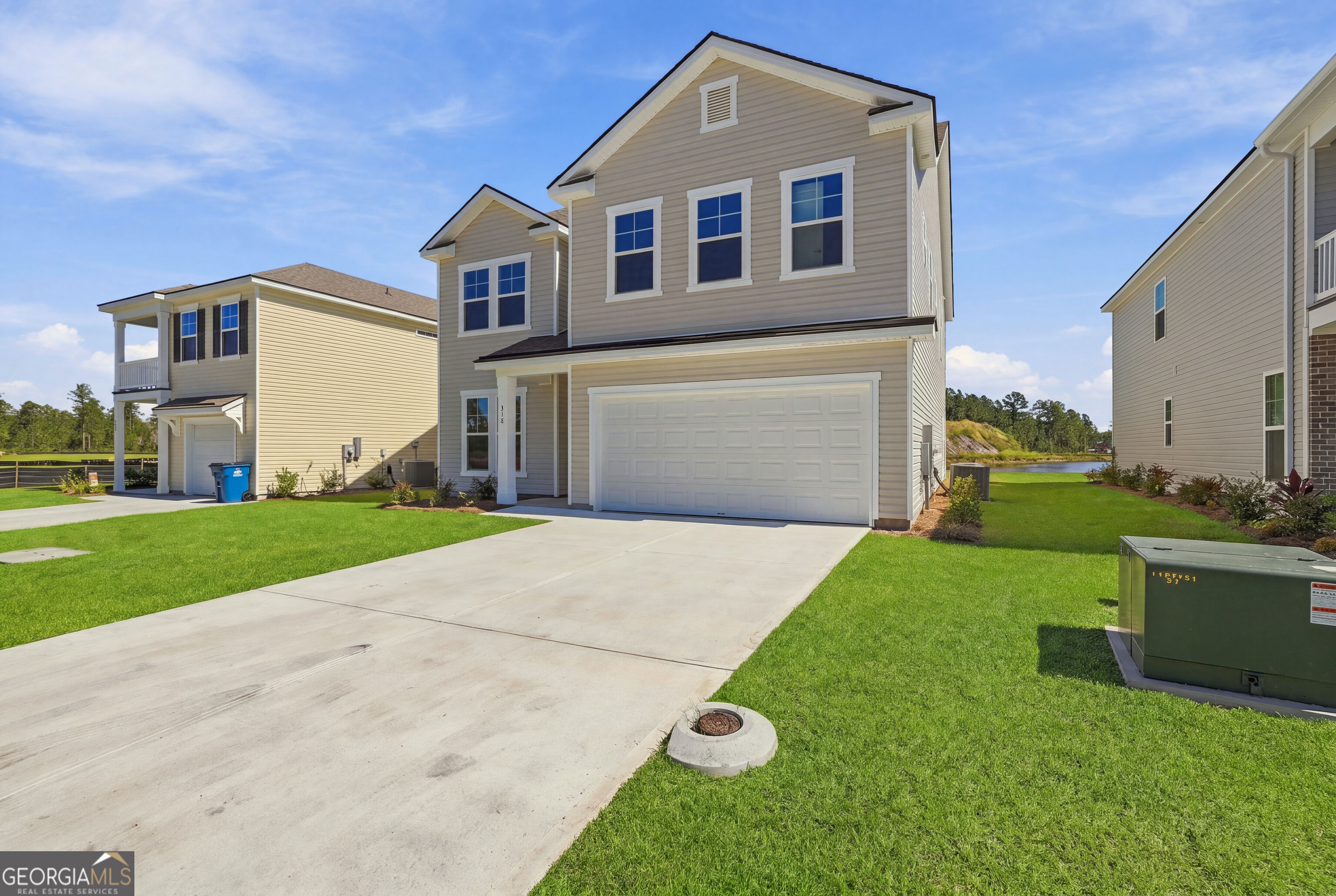 318 Creek Way Property Photo 5