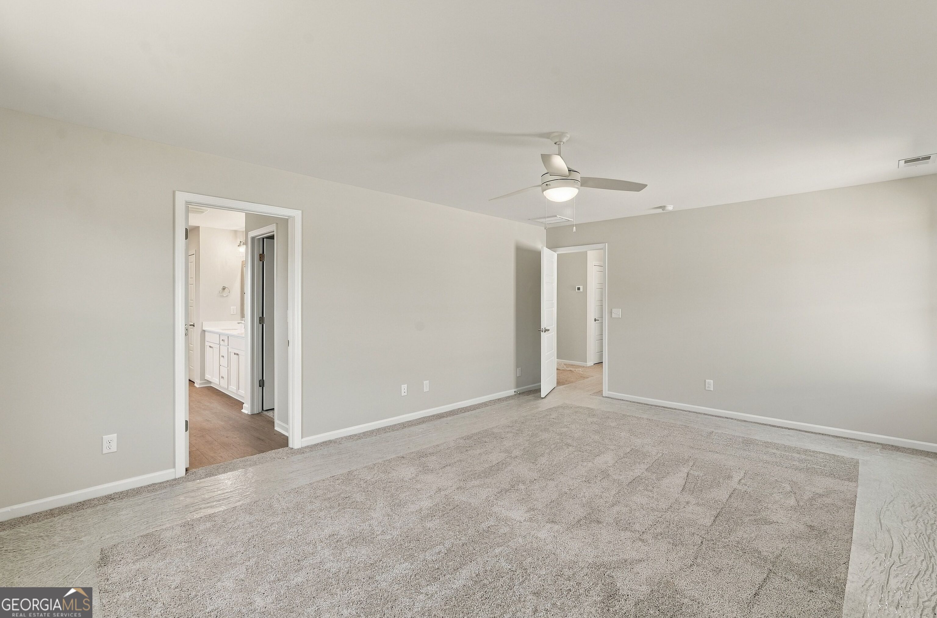 318 Creek Way Property Photo 22