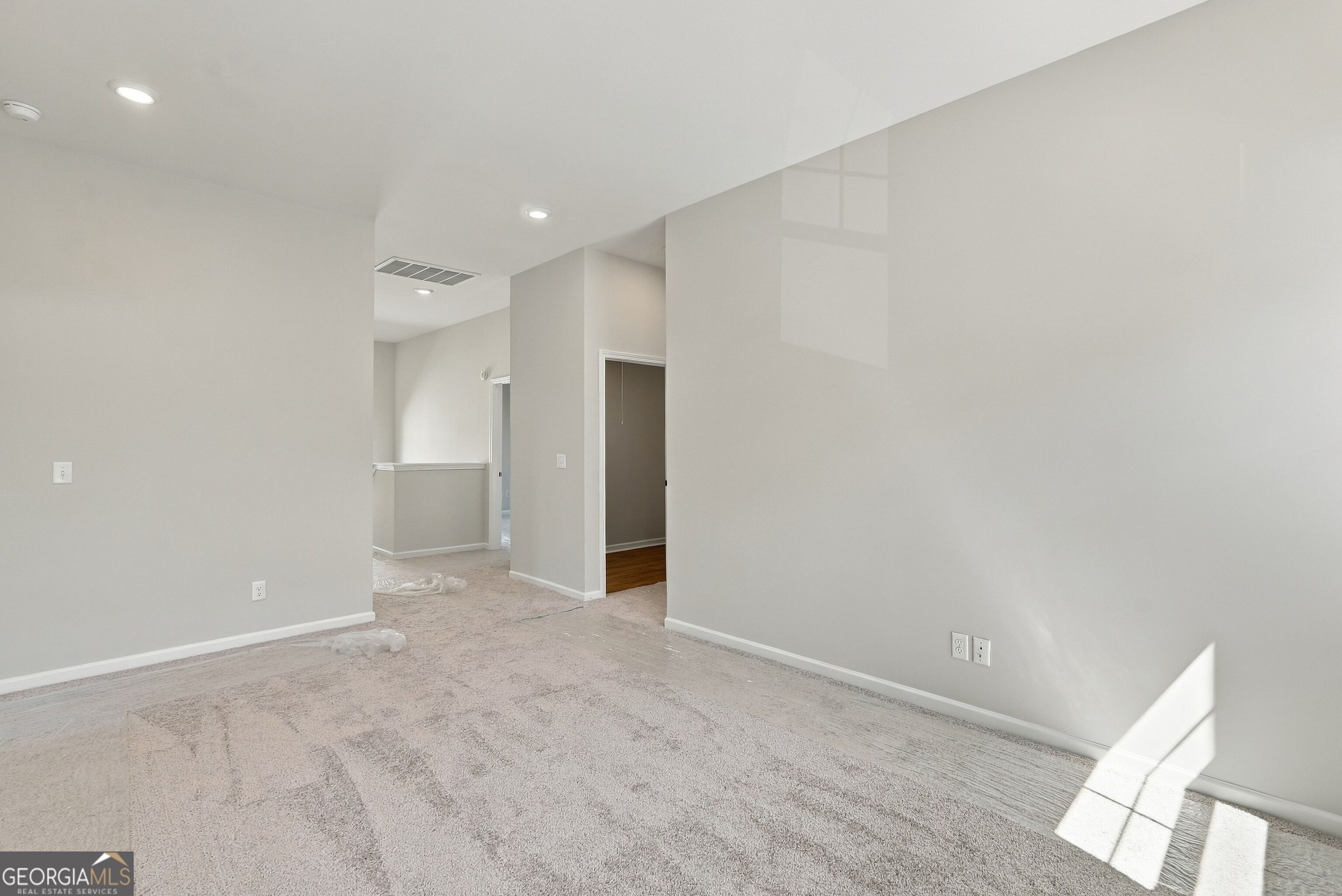 318 Creek Way Property Photo 26