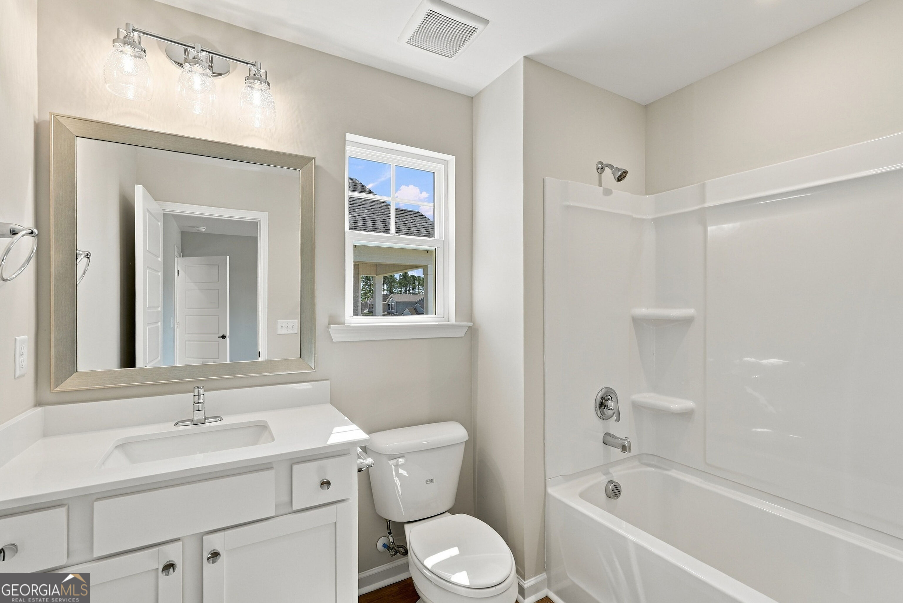 318 Creek Way Property Photo 32