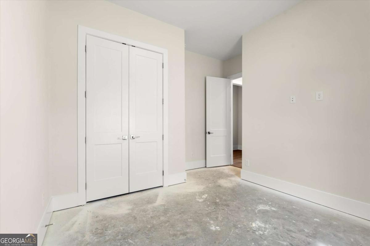 3547 Cedarvale Court Property Photo 10