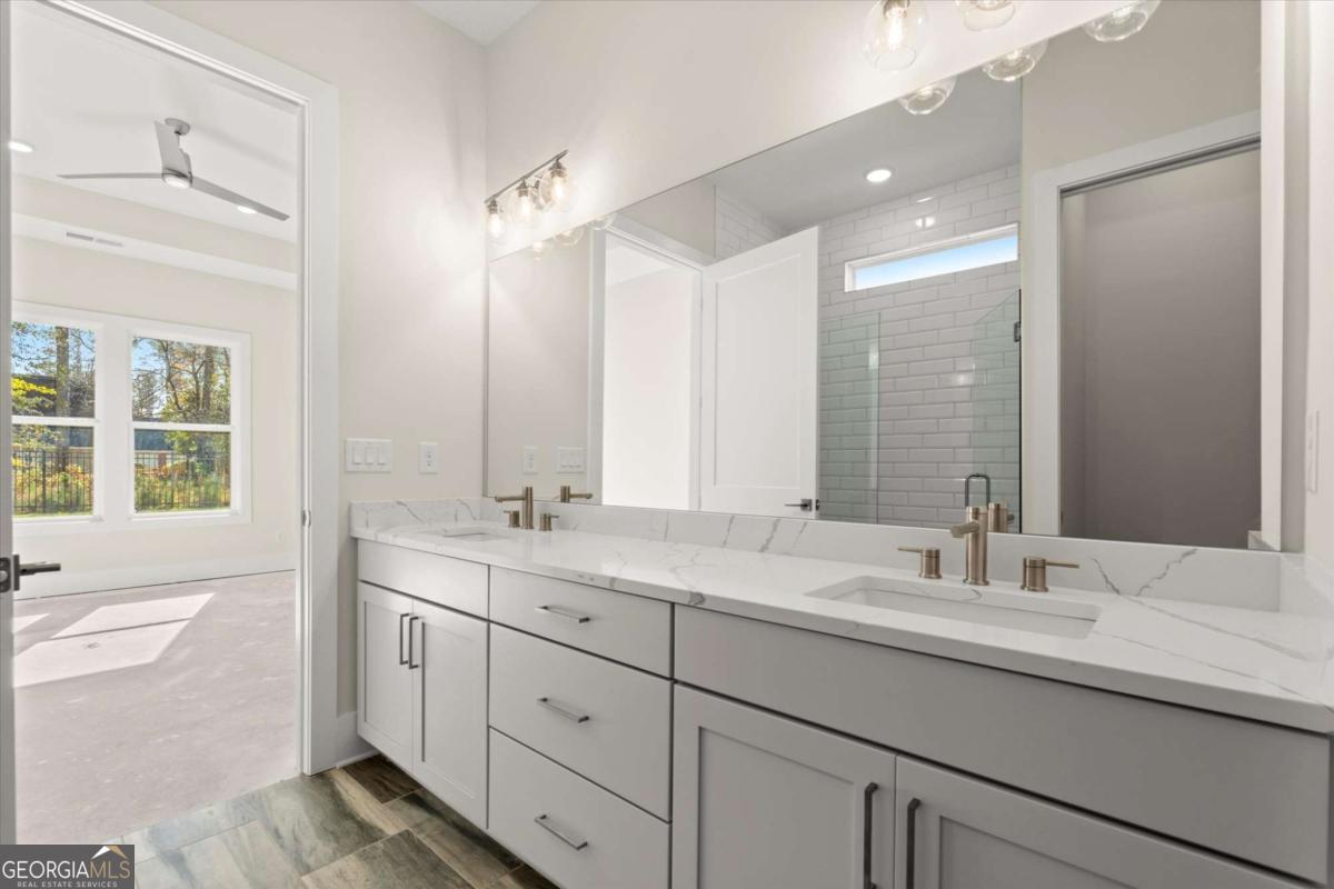 3547 Cedarvale Court Property Photo 37