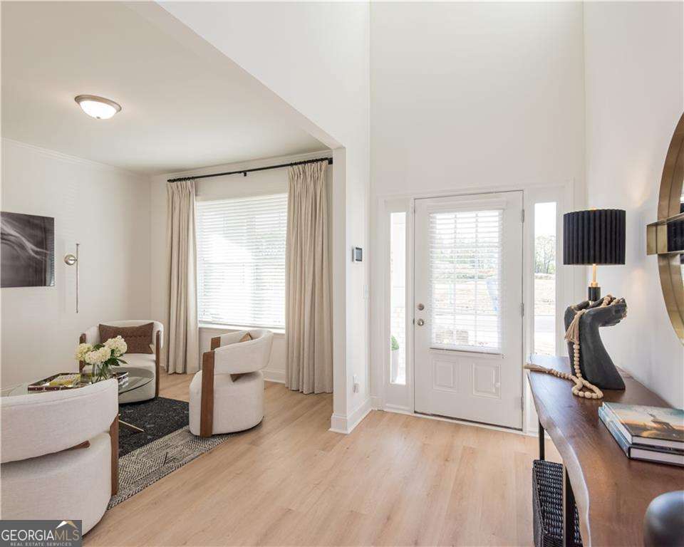 3996 Lockaby Way Property Photo 4