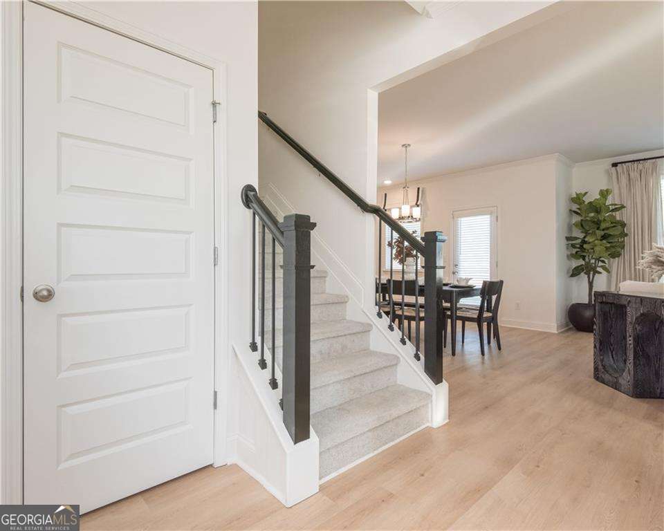 3996 Lockaby Way Property Photo 13