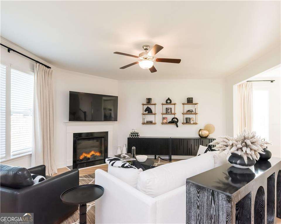 3996 Lockaby Way Property Photo 15
