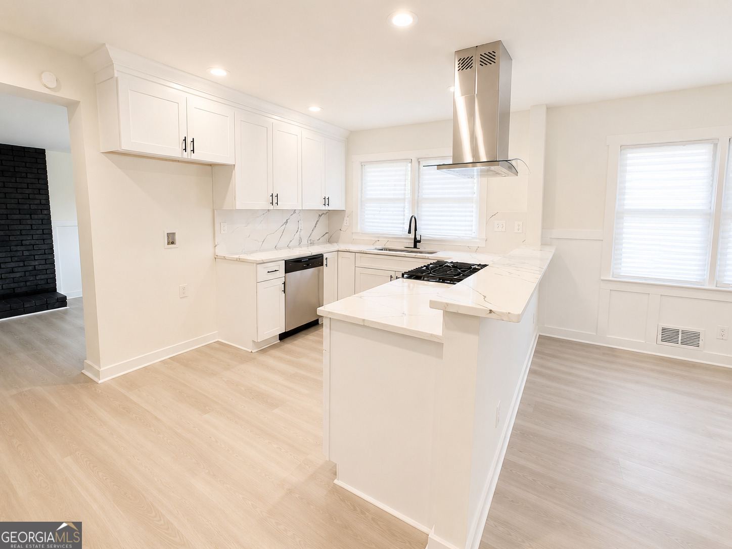 3994 E Hilda Circle Property Photo 2