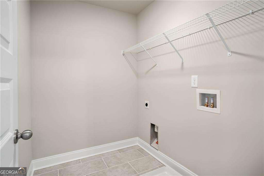 3946 Lockaby Way Property Photo 16