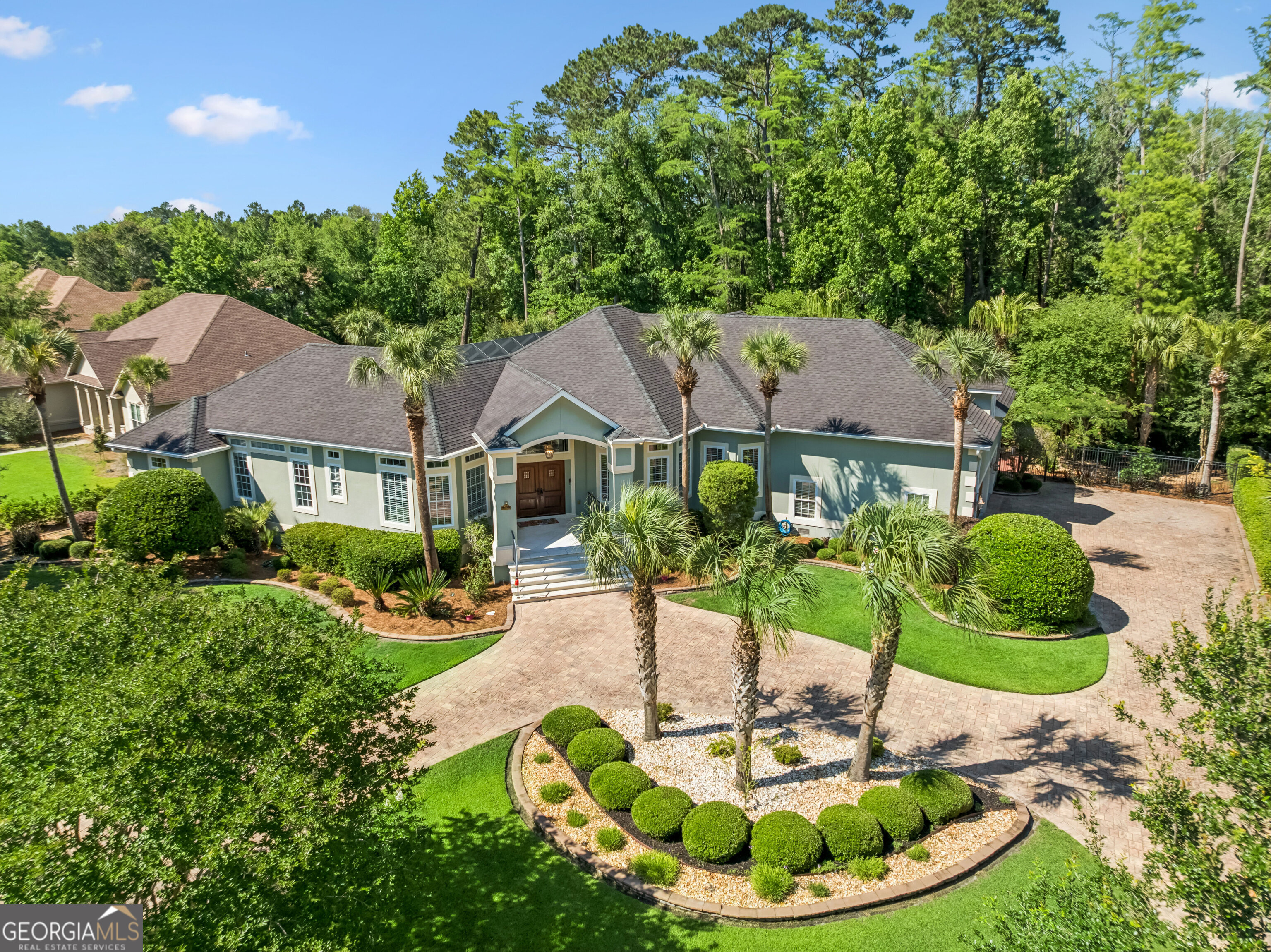 227 Harbor Pointe Drive Property Photo 1