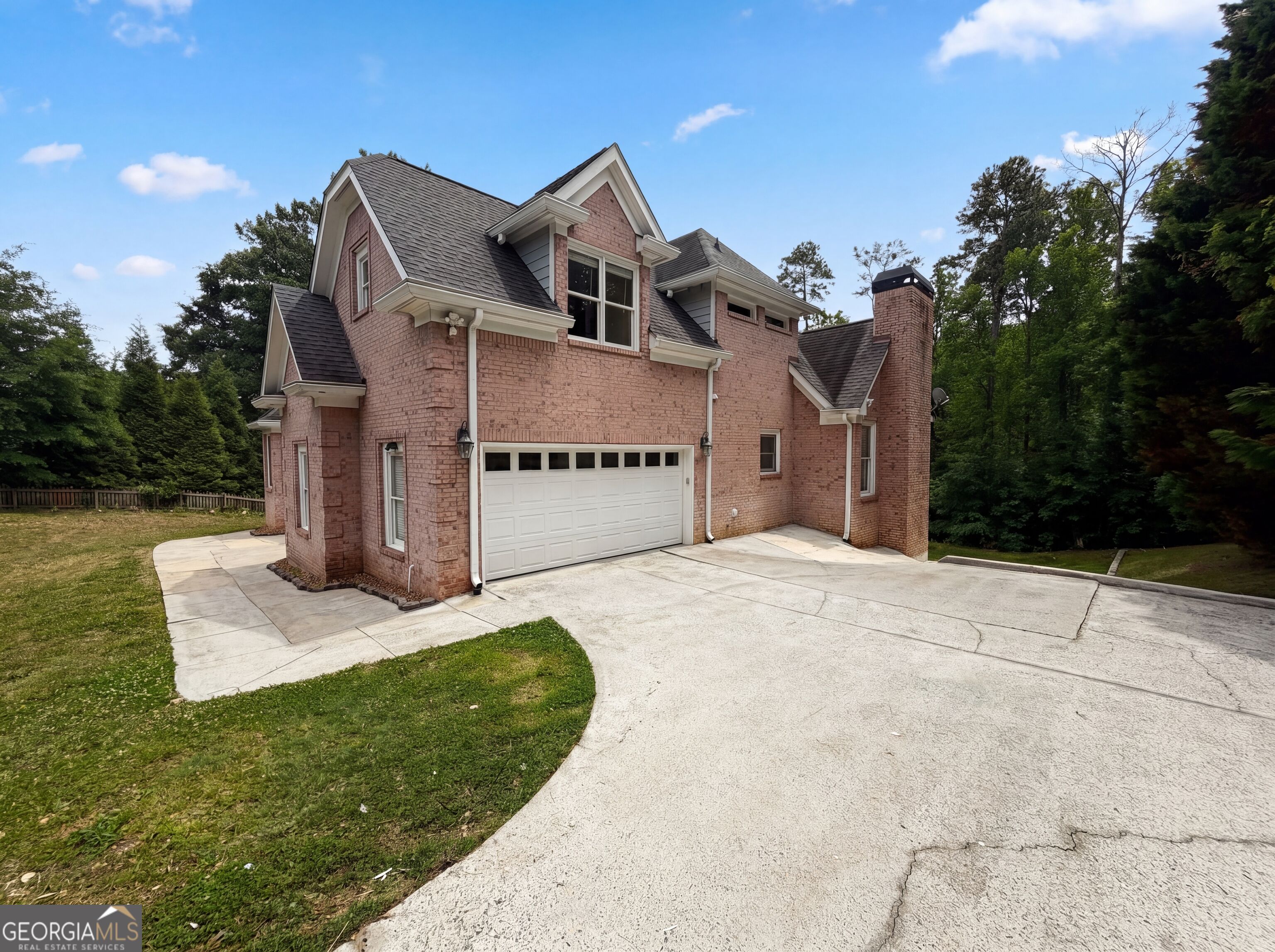 4710 Roswell Road Property Photo 1