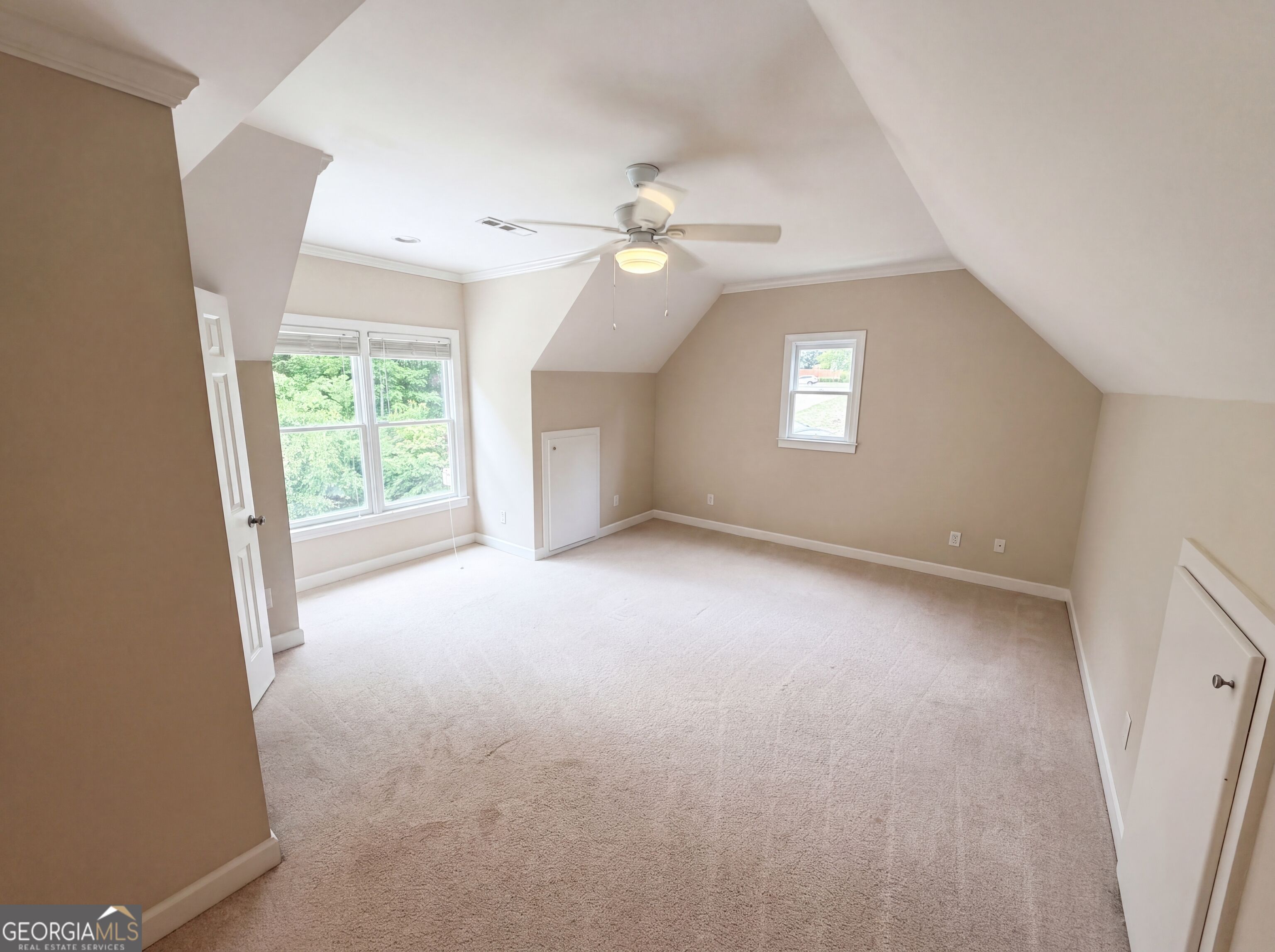 4710 Roswell Road Property Photo 31