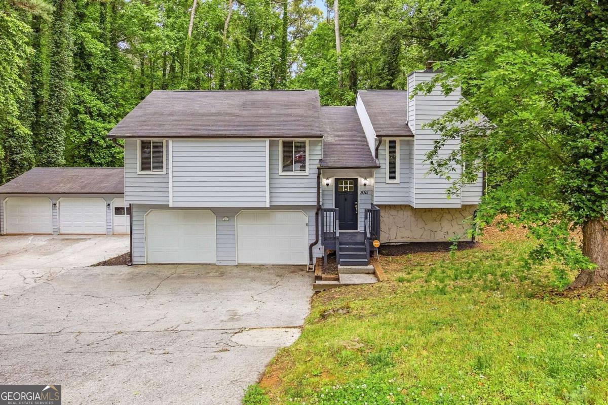 3021 Munson Court Property Photo 1