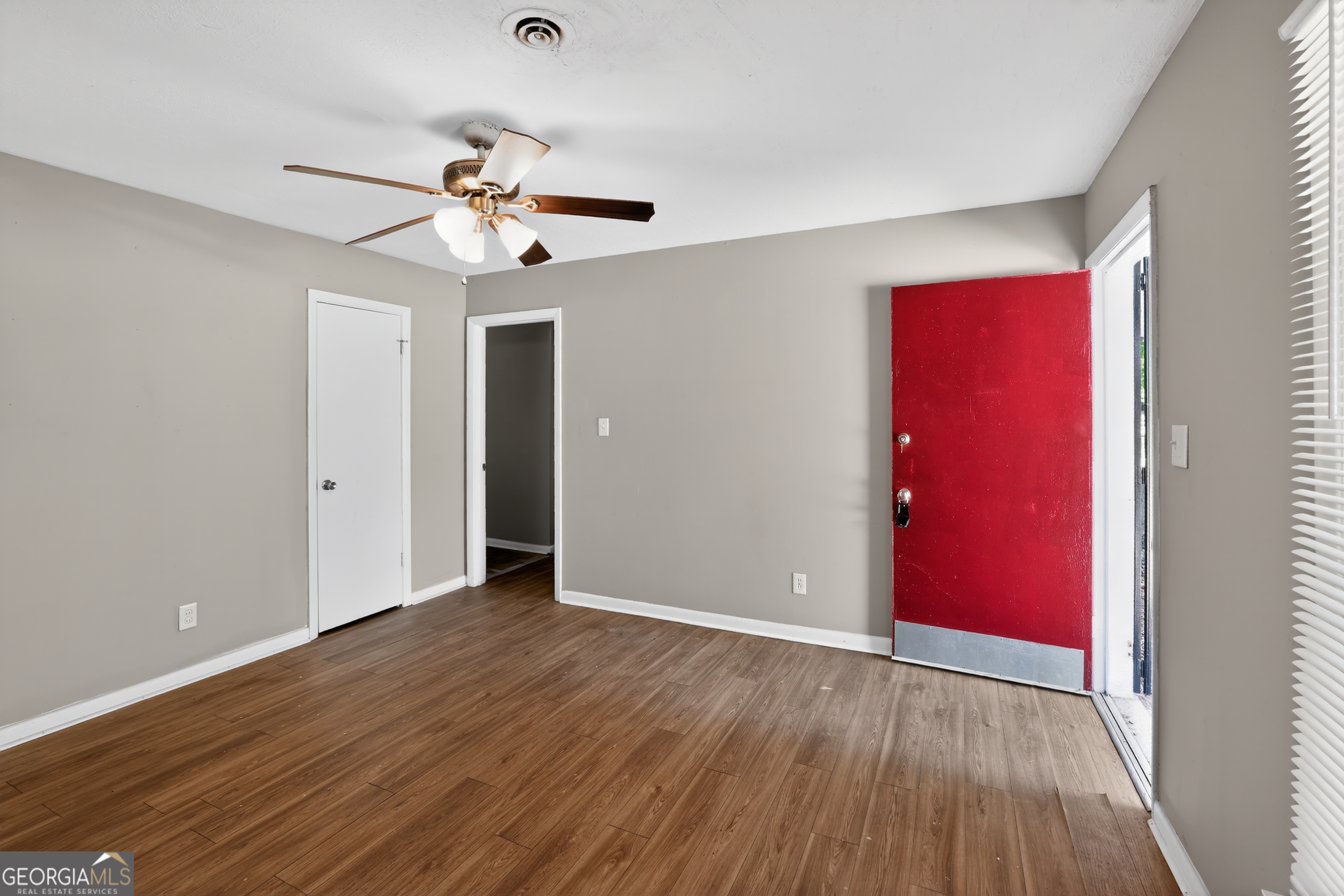 2309 Sumac Drive Property Photo 7