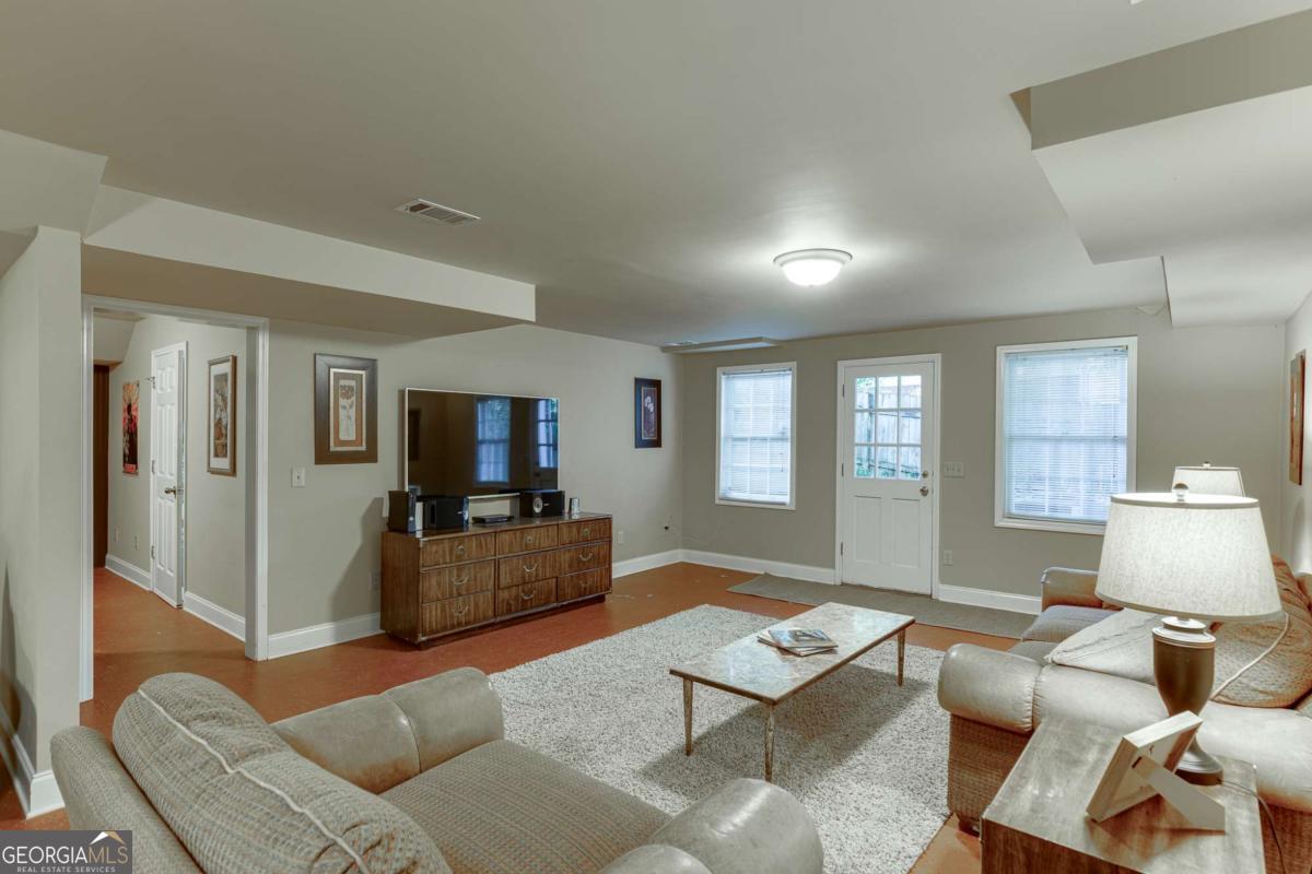 1484 Bellflower Court Sw Property Photo 60