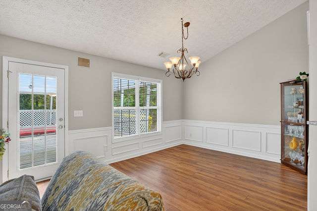 2270 Taylor Pointe Way Property Photo 13