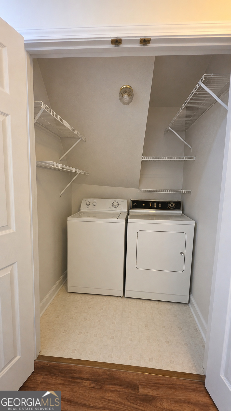 356 Anchor Point Drive Property Photo 11