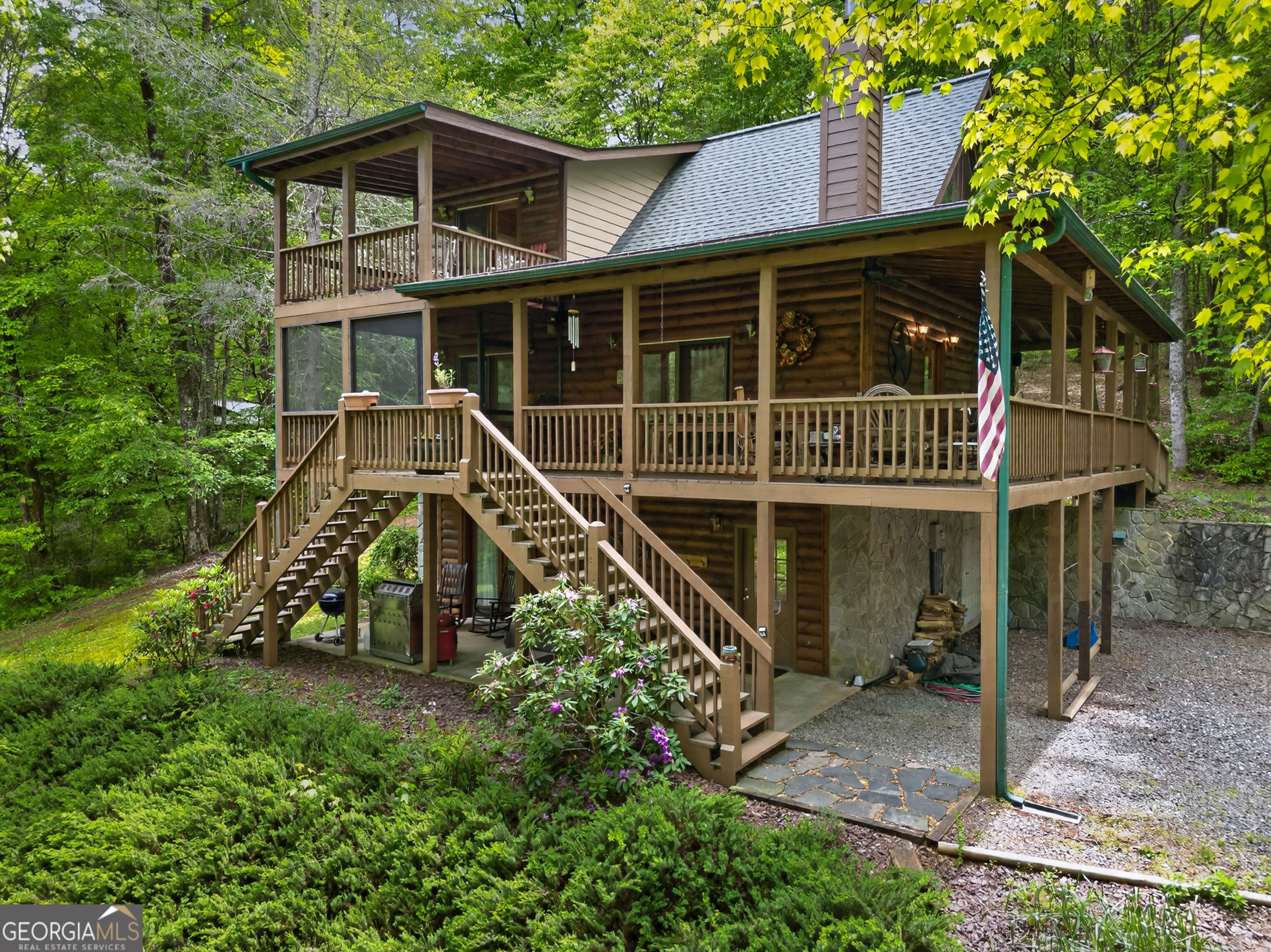481 Johns Ridge Road Property Photo 3