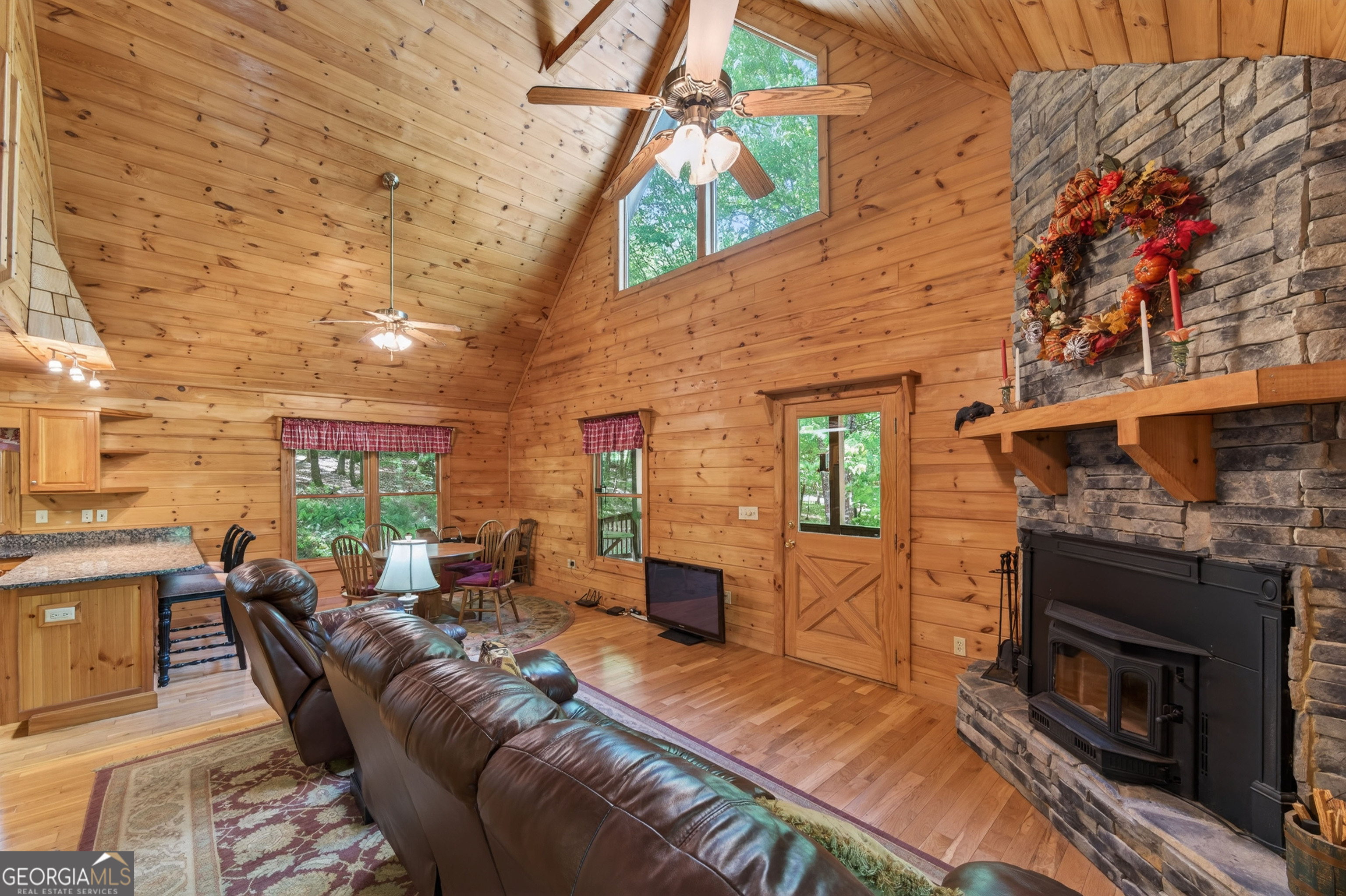 481 Johns Ridge Road Property Photo 7