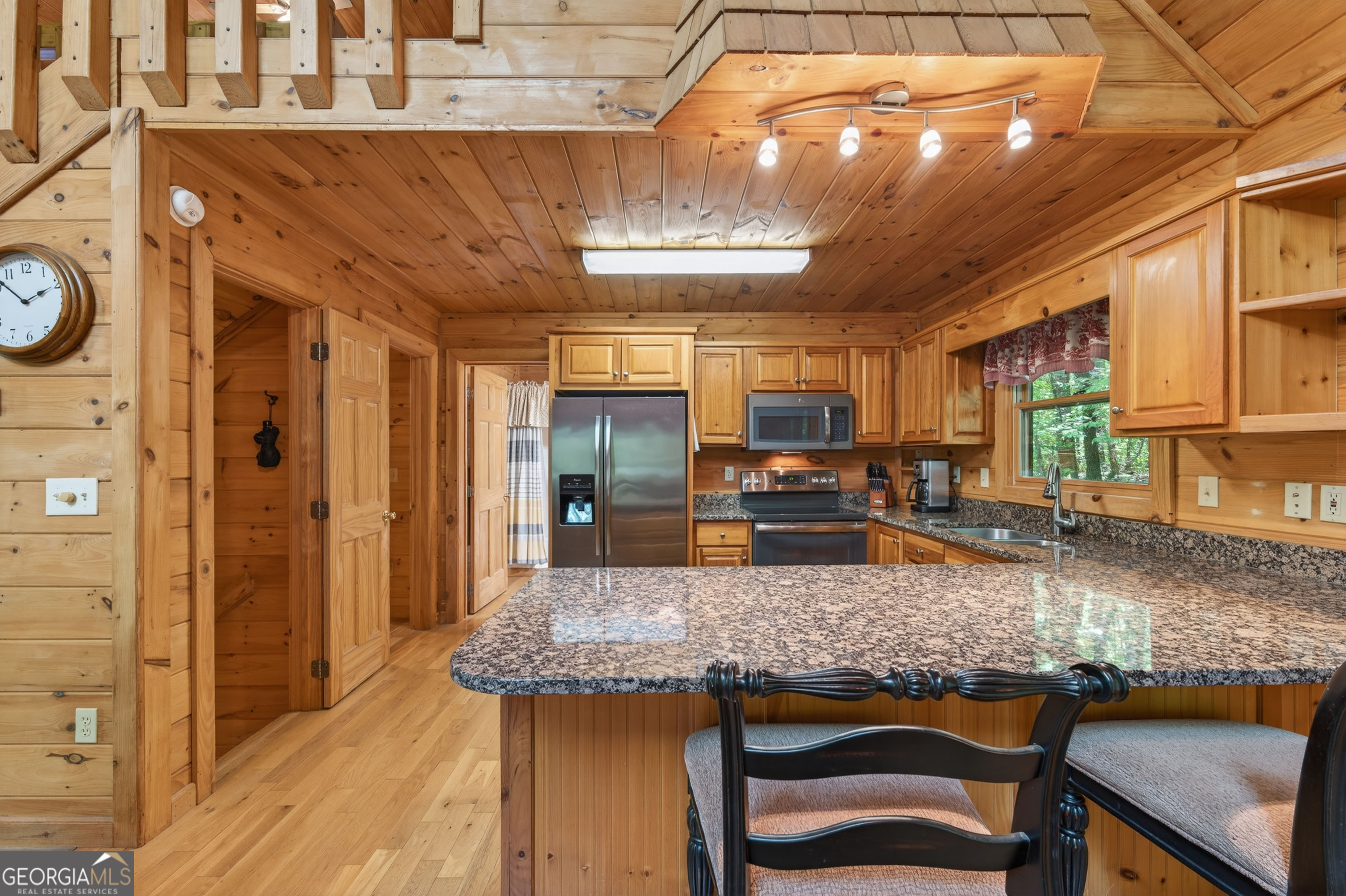 481 Johns Ridge Road Property Photo 12