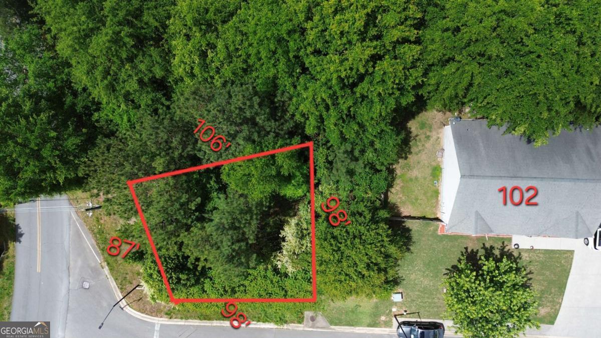 111 Jarrett Drive Property Photo 2