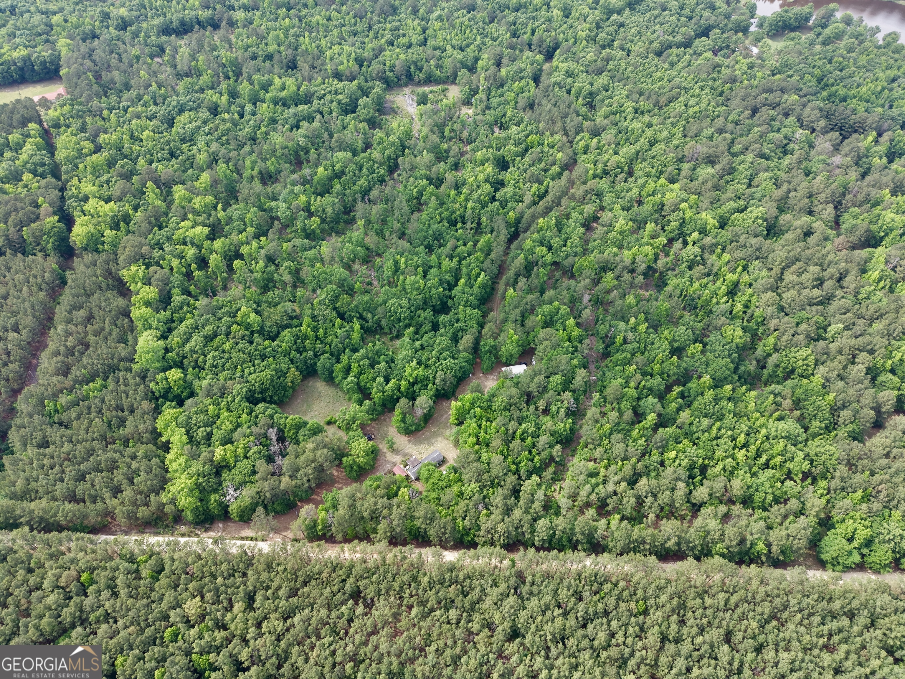 715 Fulsome Creek Road Property Photo 11