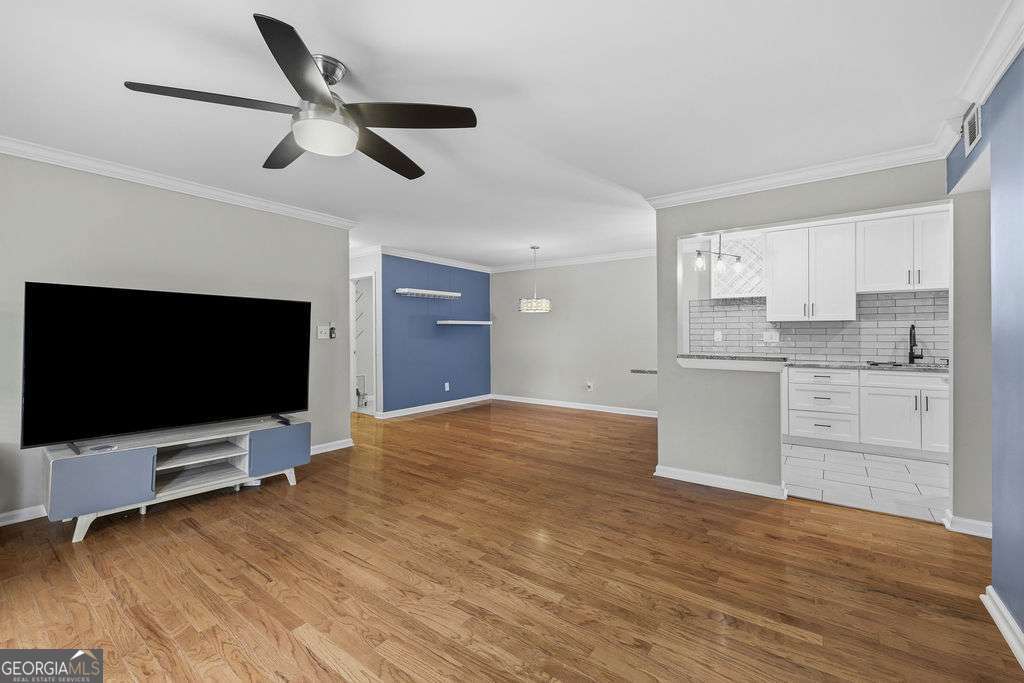 1704 Brighton Point Property Photo 13