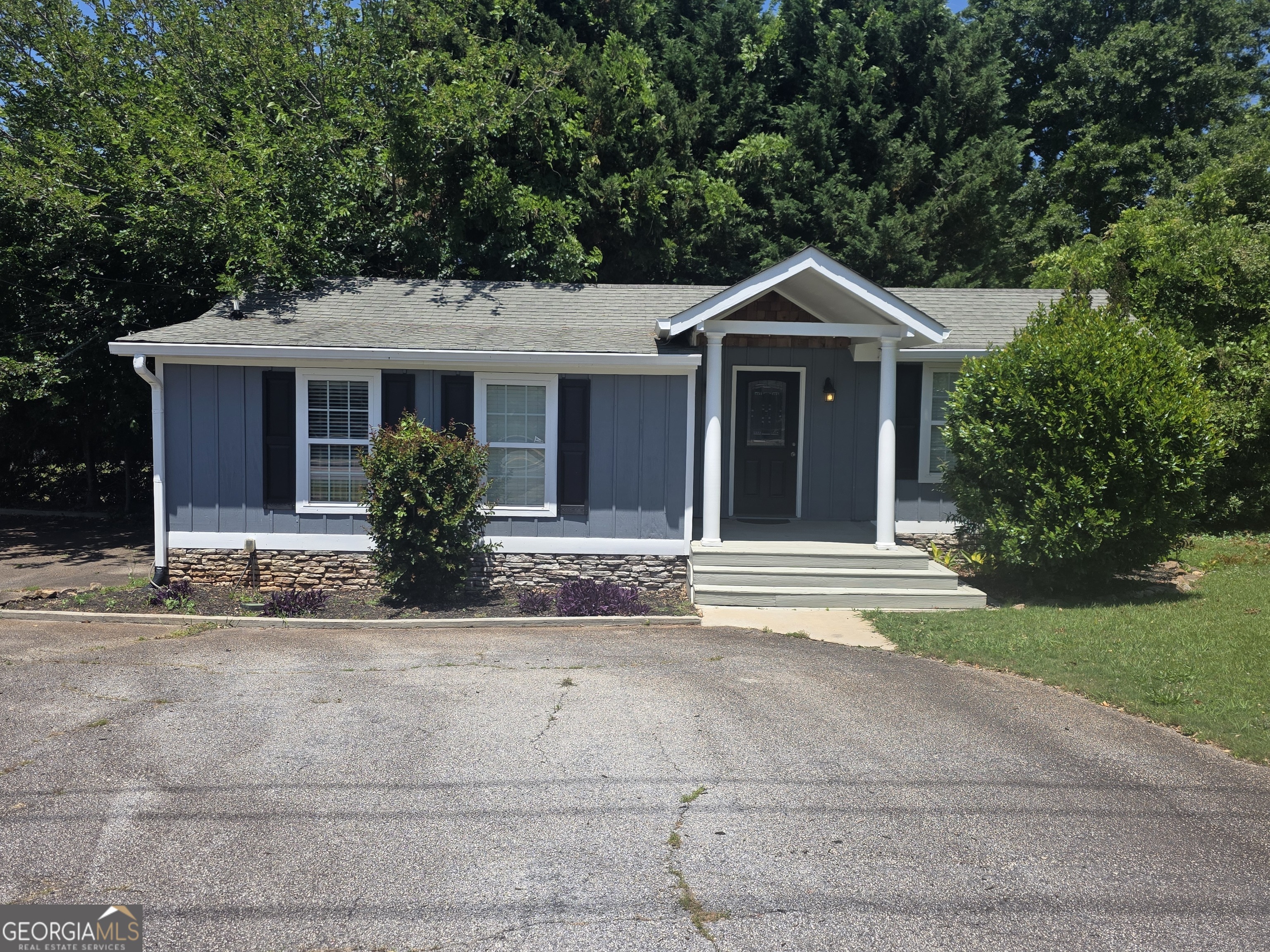 84 Hood Street Property Photo 1