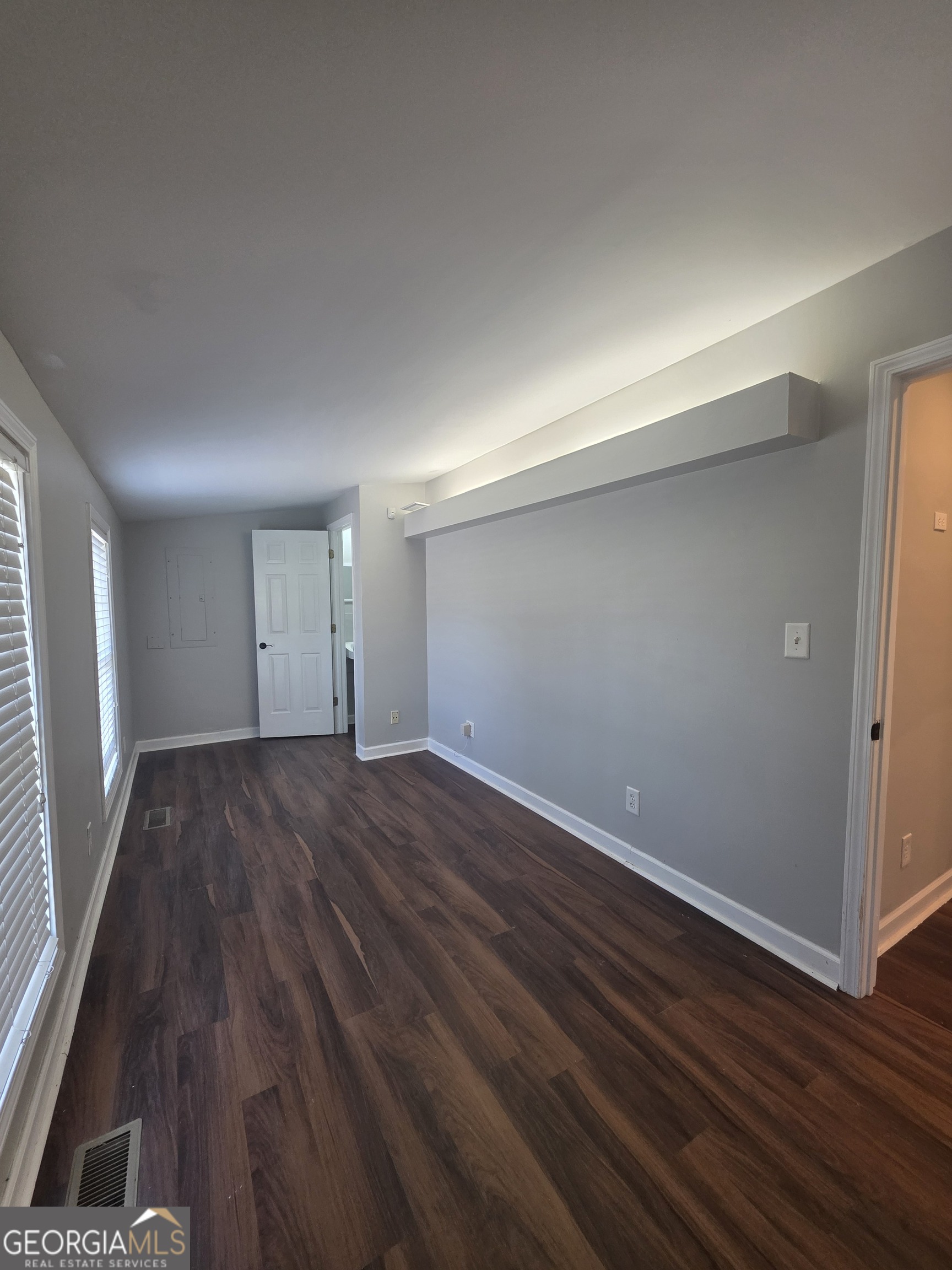 84 Hood Street Property Photo 8