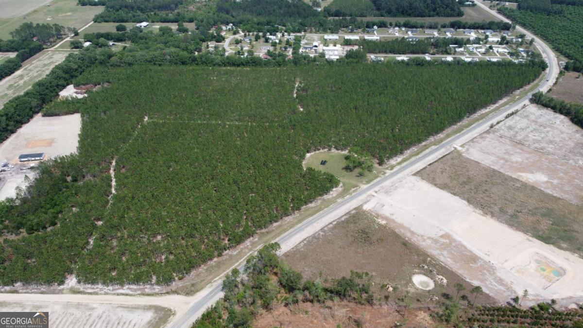 4690 Godwin Road Property Photo 4