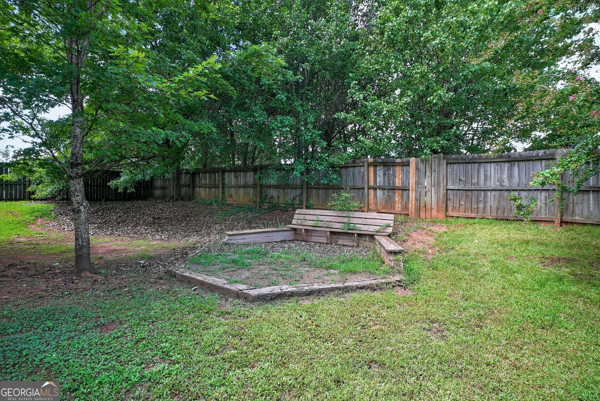 102 Ruby Way Property Photo 4