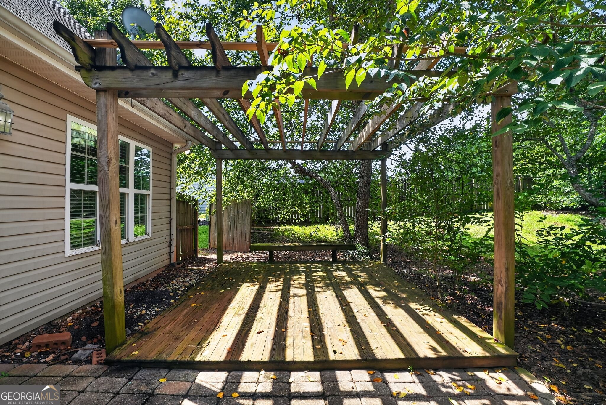 102 Ruby Way Property Photo 5