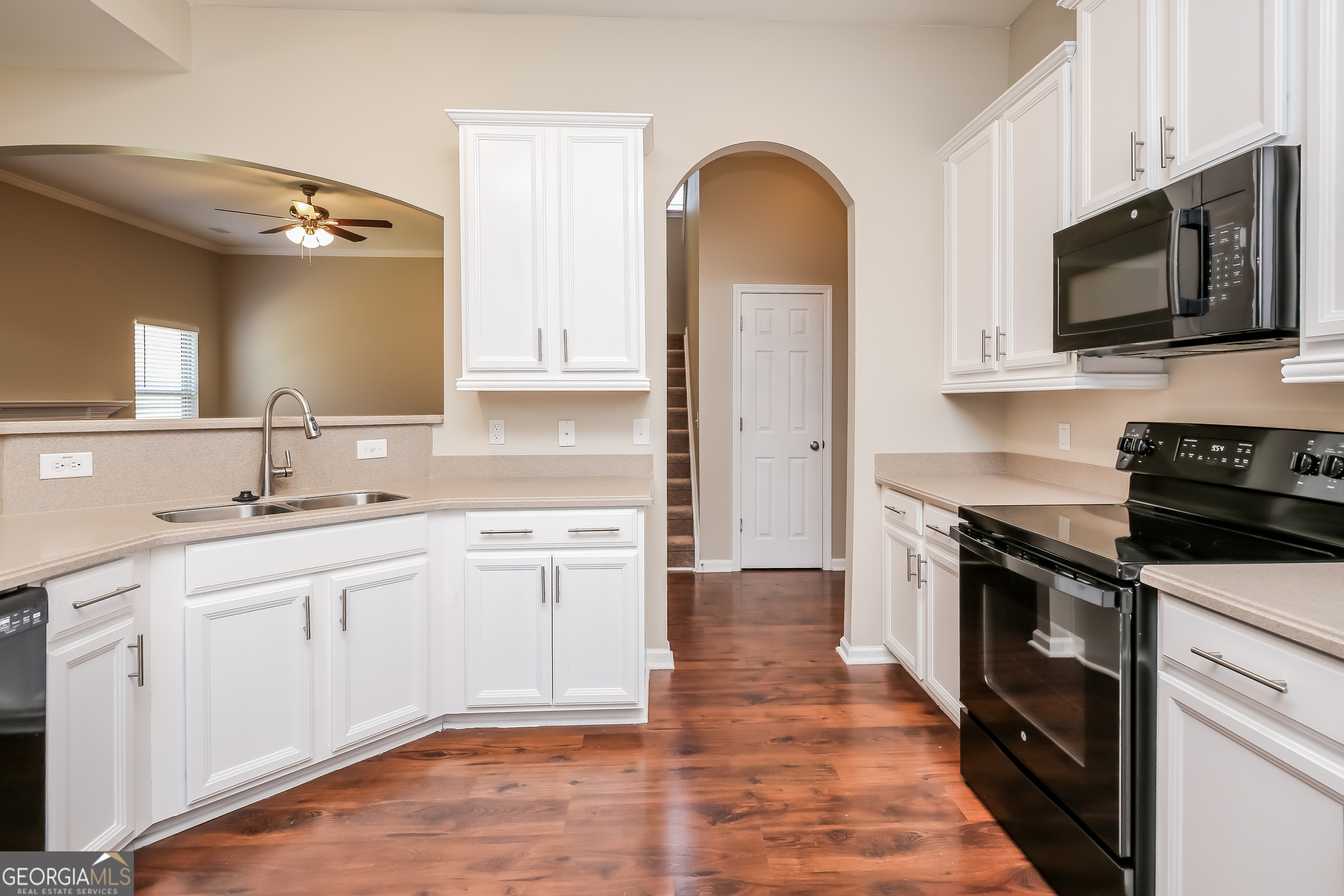 7120 Silk Tree Pointe Property Photo 3