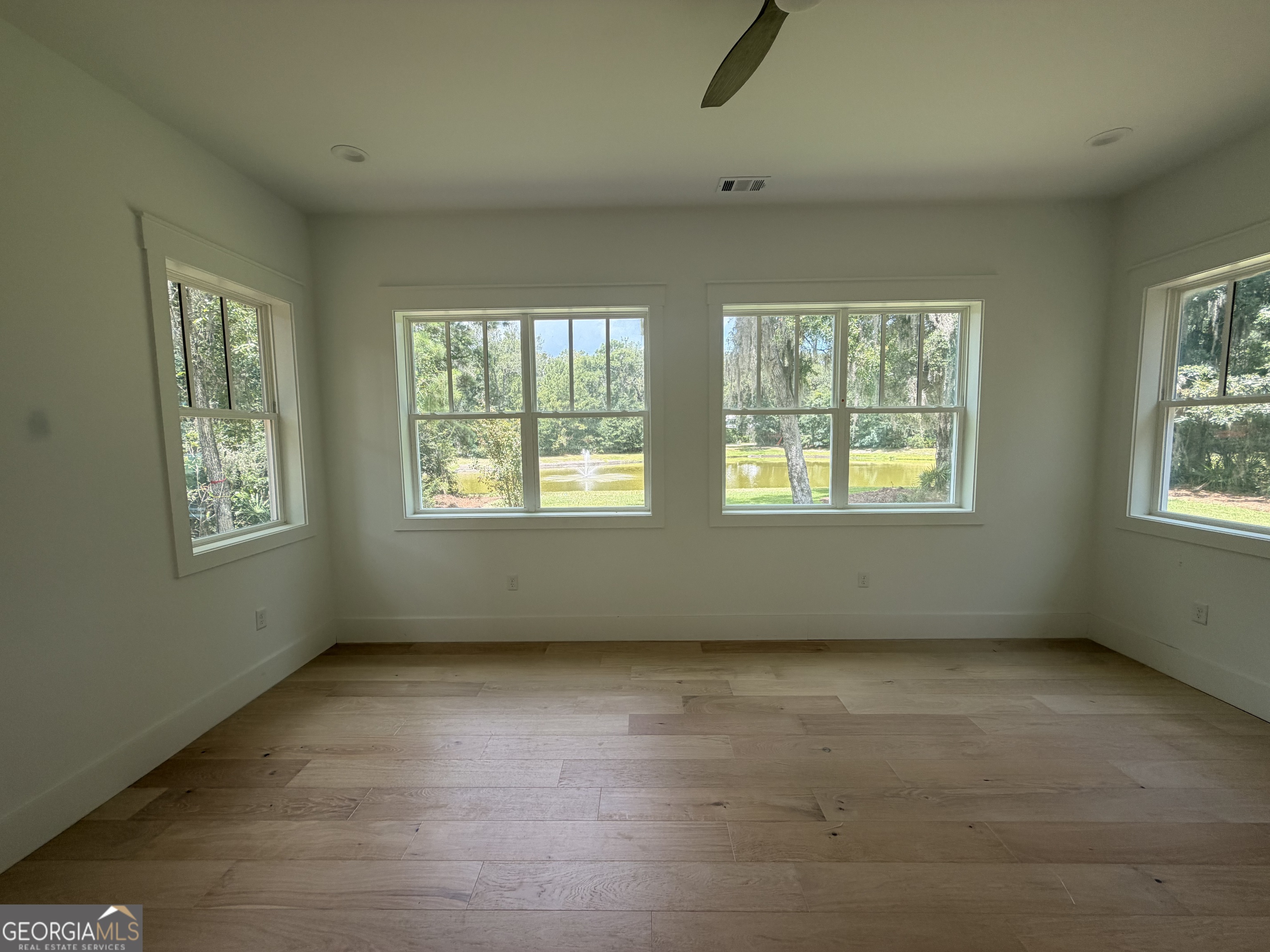 306 Cobia Lane Property Photo 4