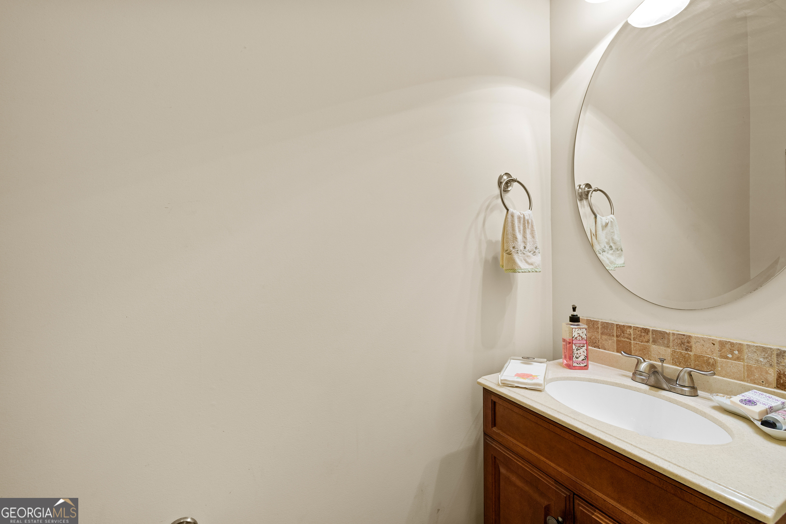 90 Westwind Drive Property Photo 26