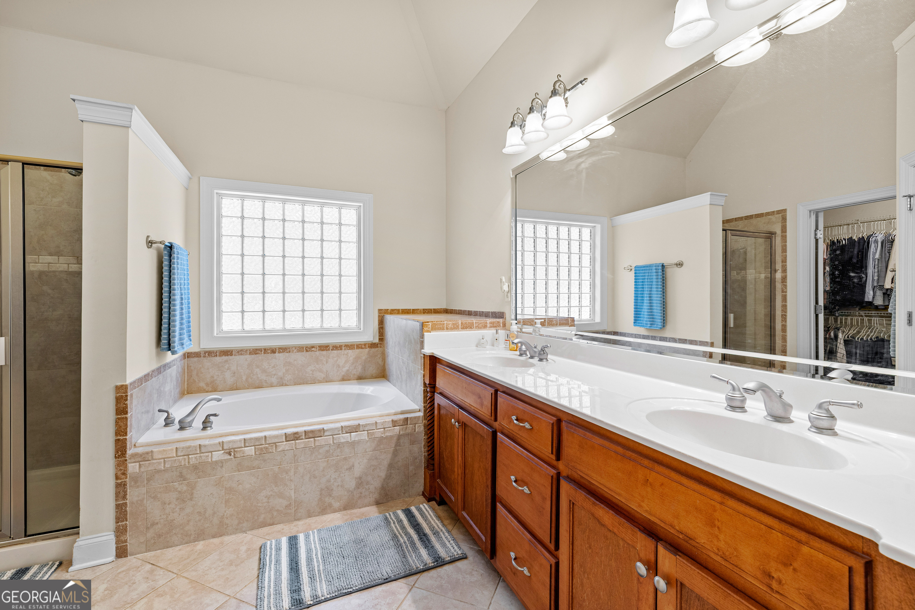 90 Westwind Drive Property Photo 29