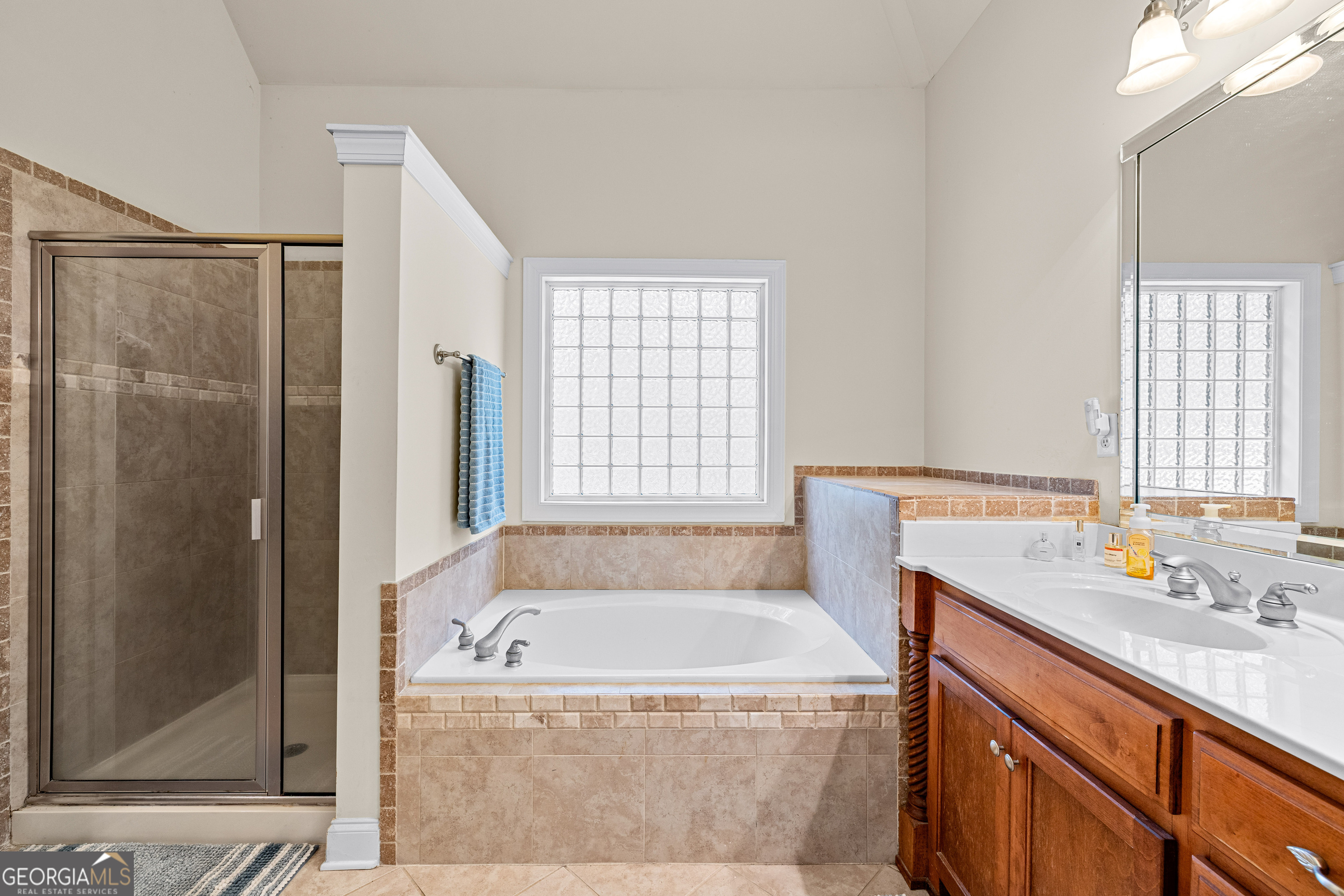 90 Westwind Drive Property Photo 30