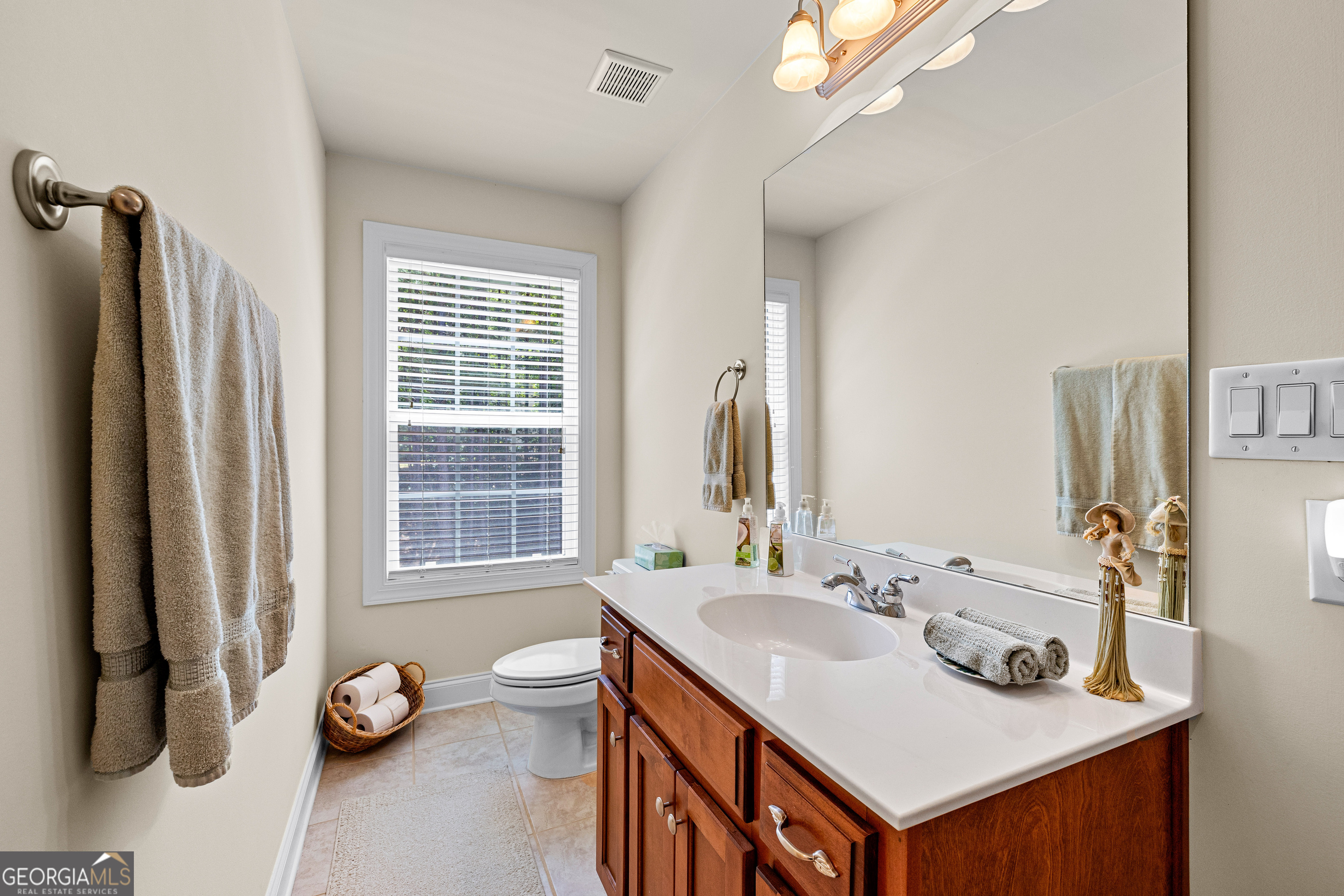 90 Westwind Drive Property Photo 49