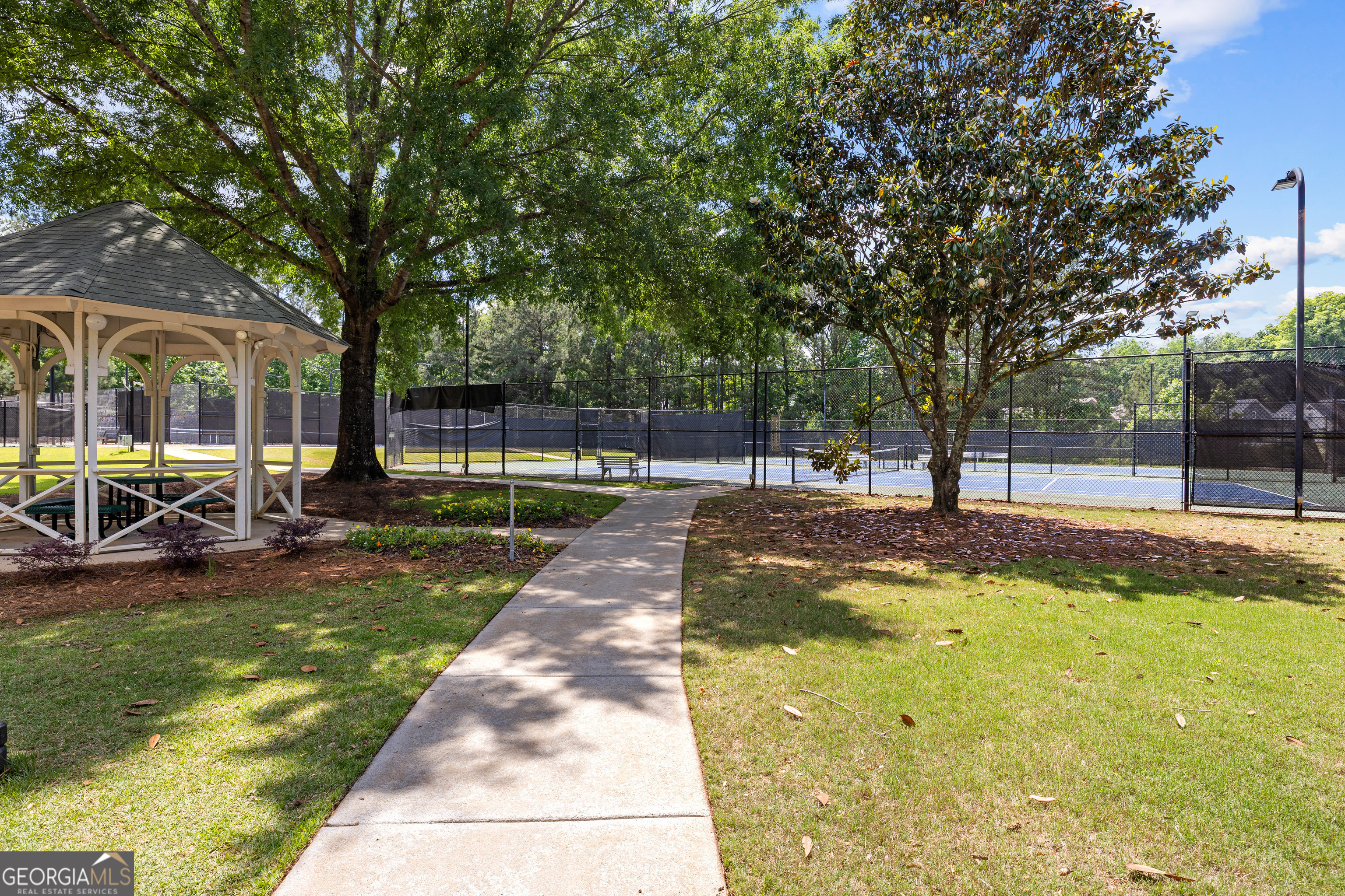 90 Westwind Drive Property Photo 66