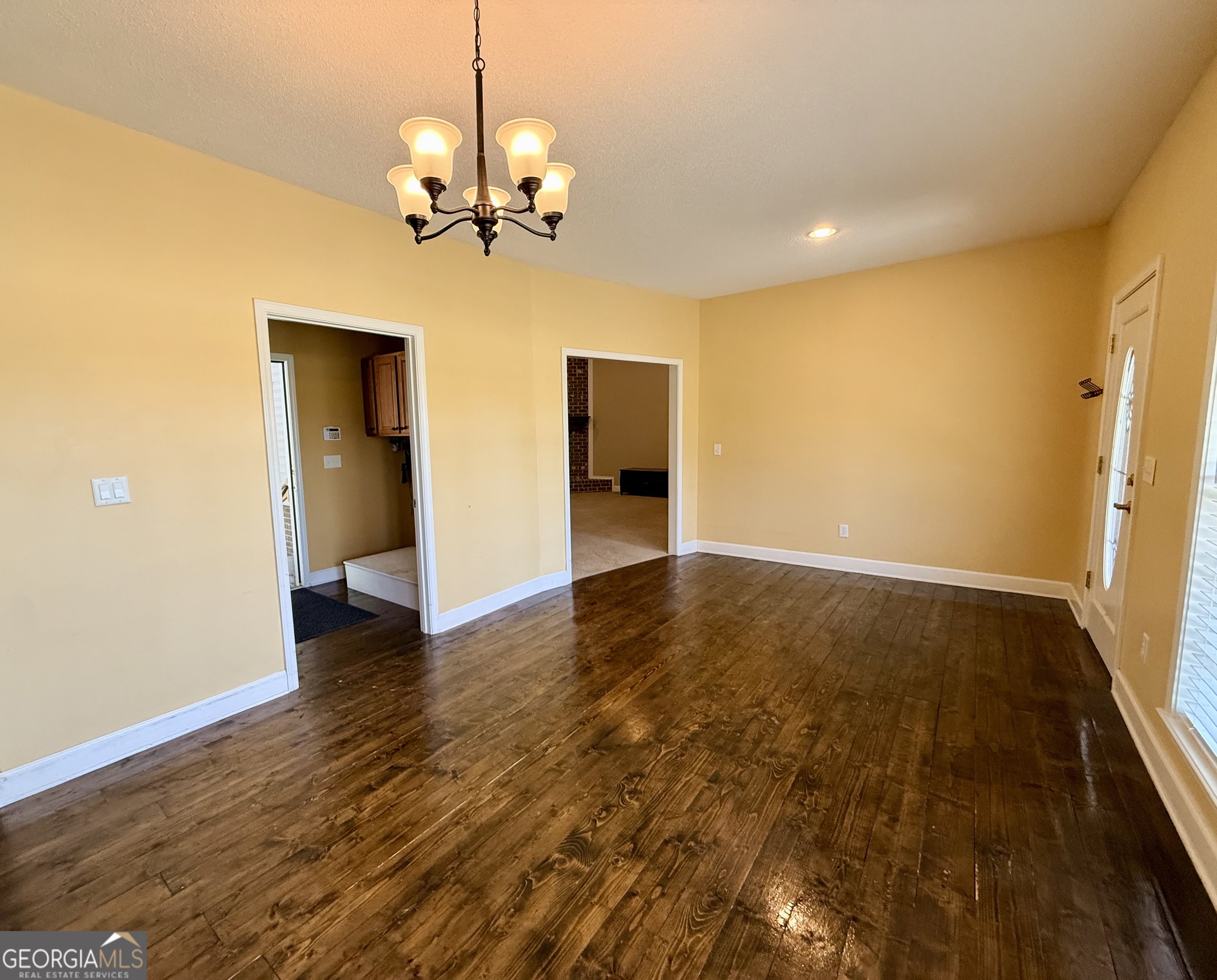 573 Bostwick Circle Property Photo 6