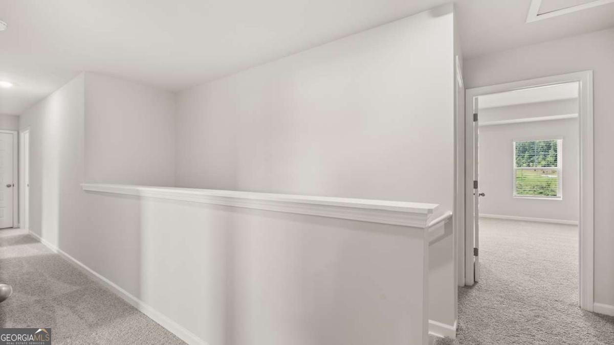 100 White Spruce Way Property Photo 15