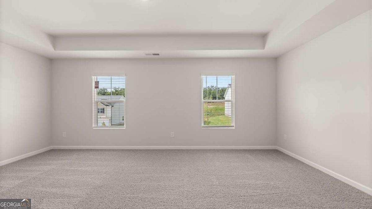 100 White Spruce Way Property Photo 16