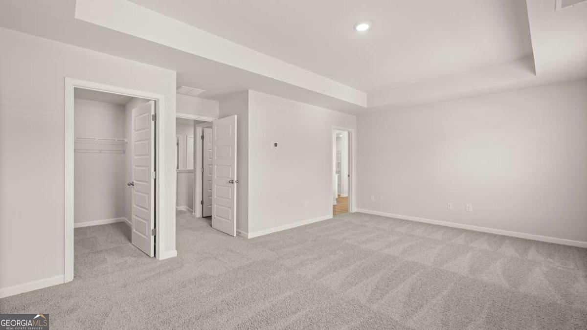 100 White Spruce Way Property Photo 18