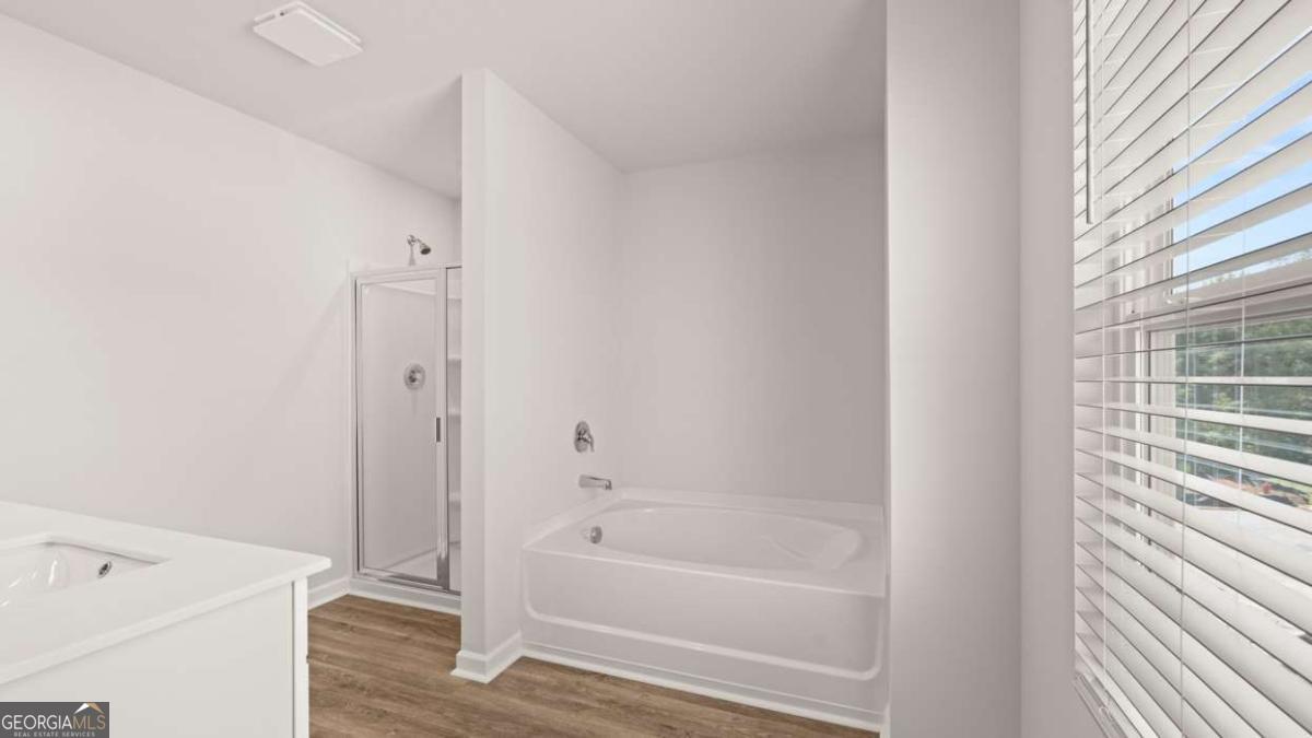 100 White Spruce Way Property Photo 20