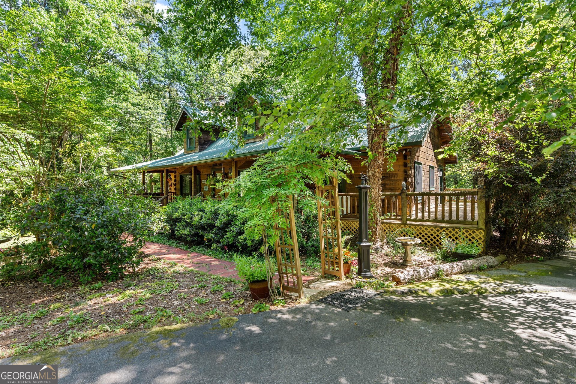 4930 Post Road Property Photo 5