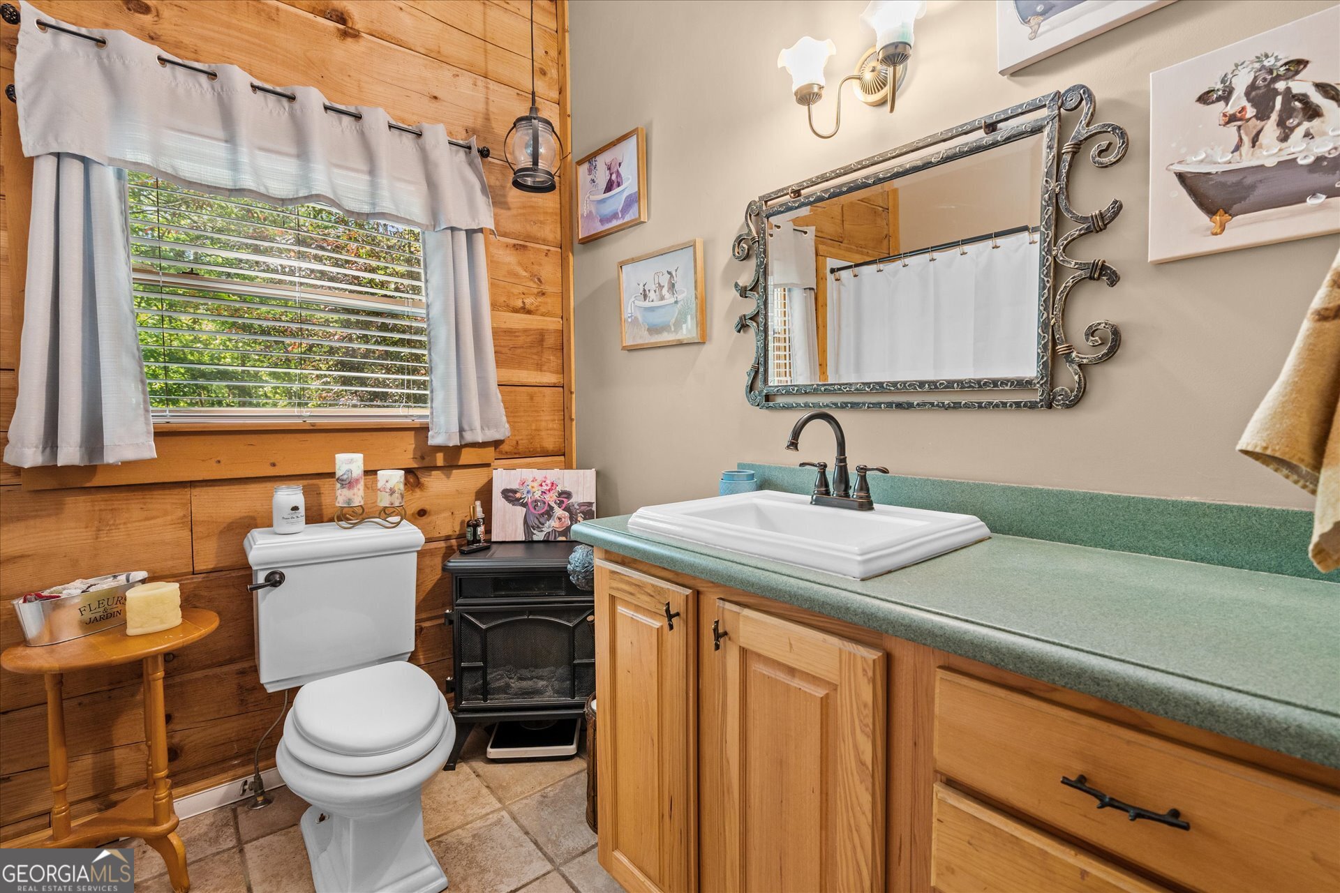 4930 Post Road Property Photo 28