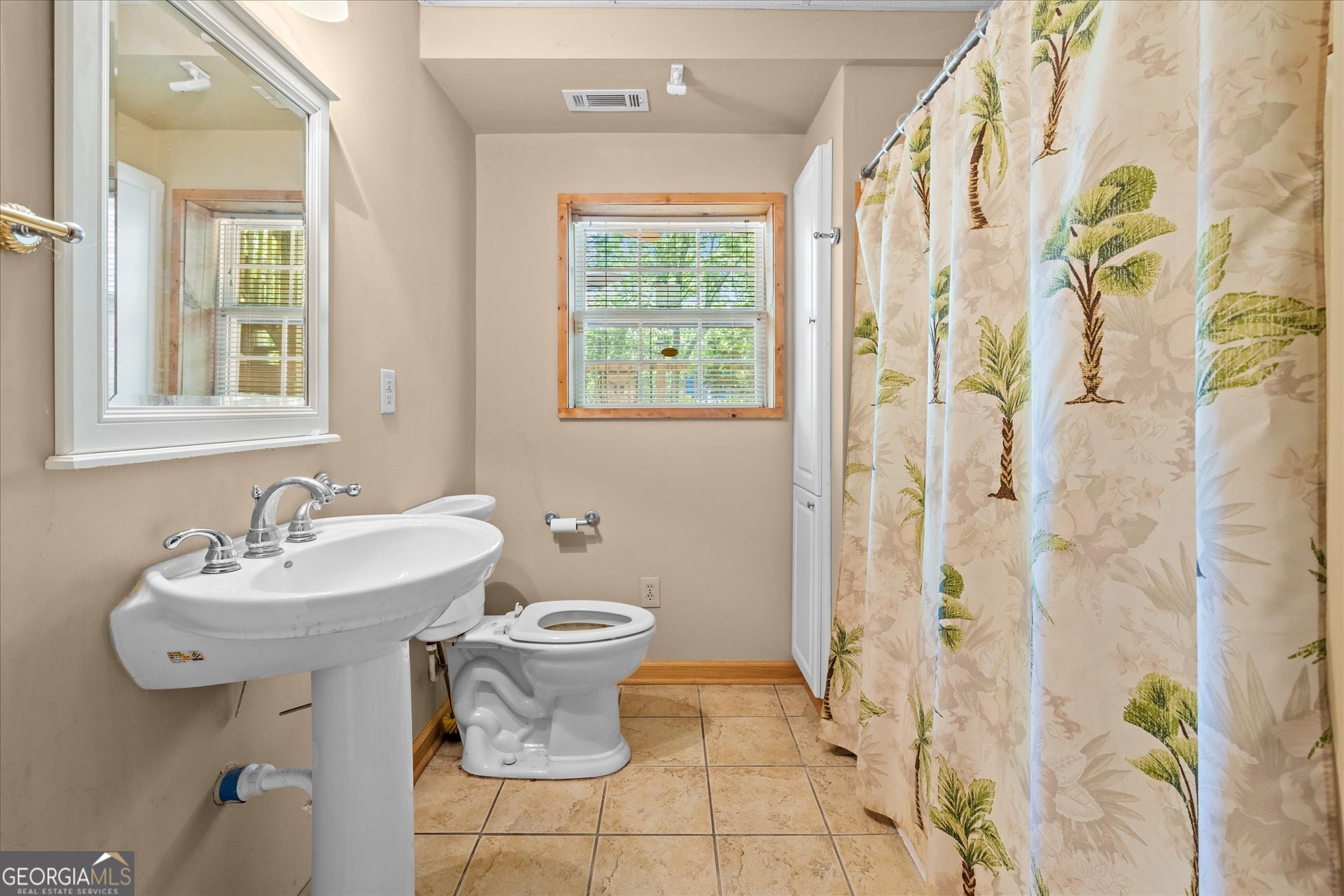 4930 Post Road Property Photo 41