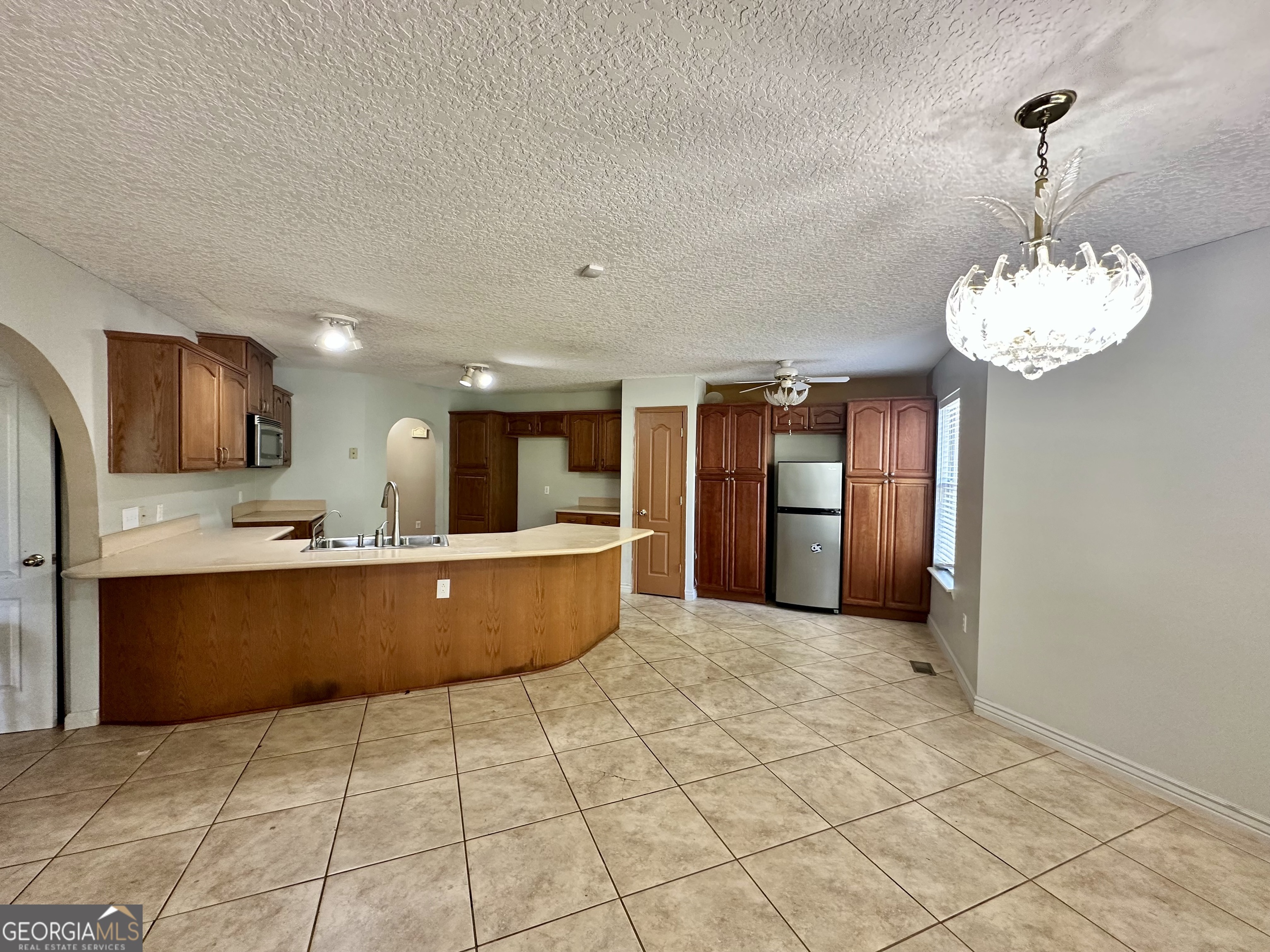 1682 Pearson Highway Property Photo 4